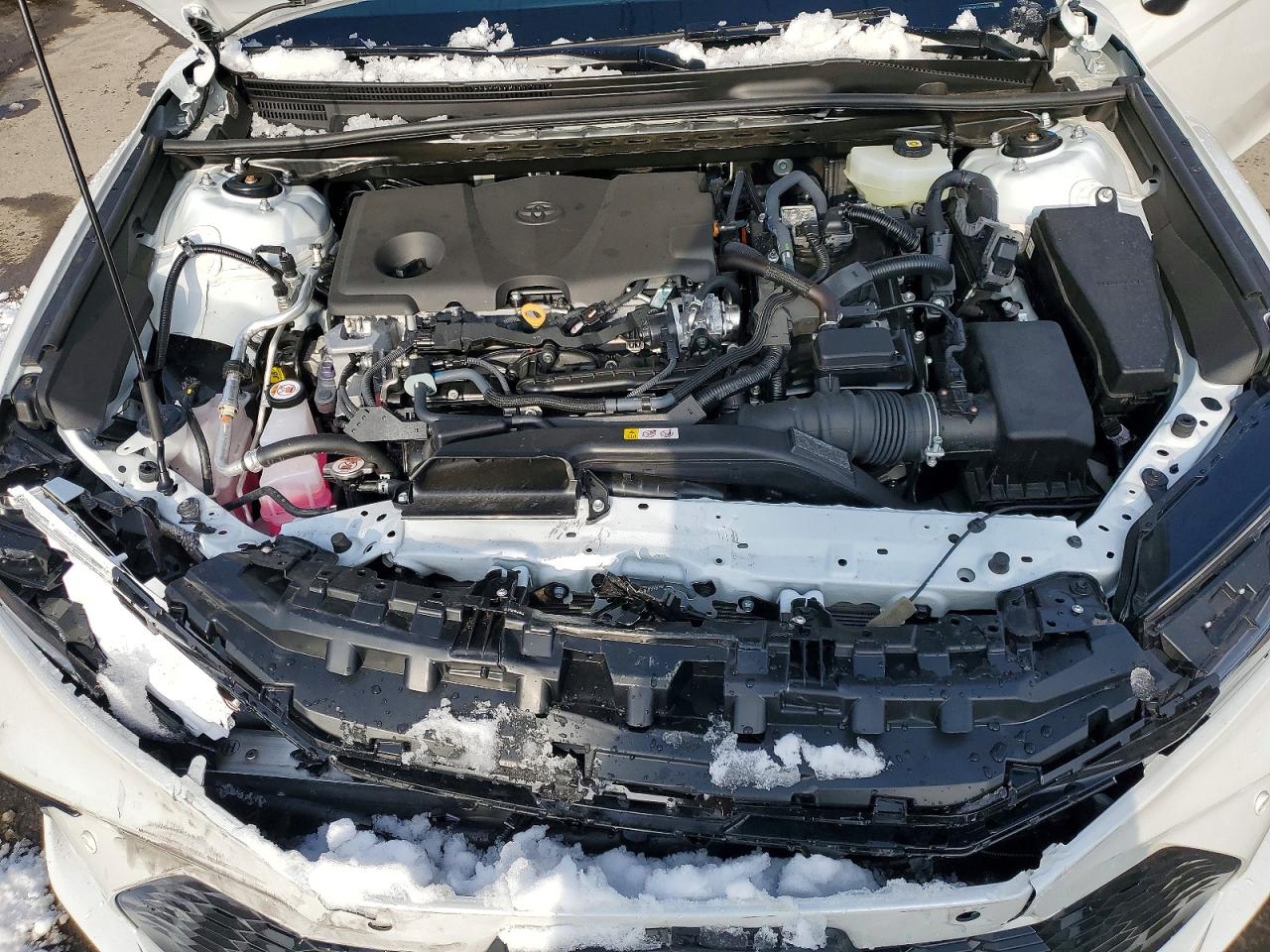 2025 TOYOTA CAMRY XSE photo 11