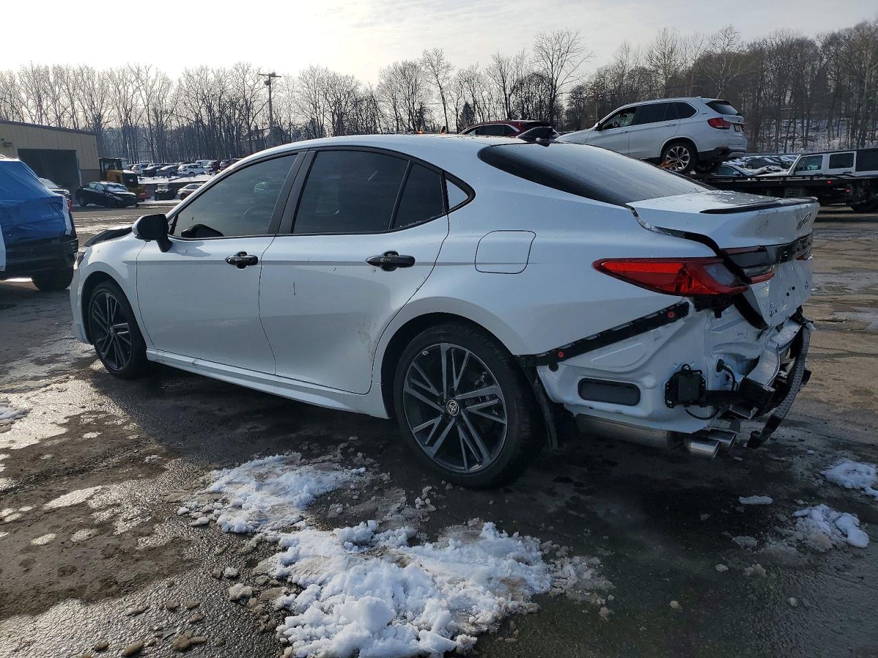 2025 TOYOTA CAMRY XSE photo 2
