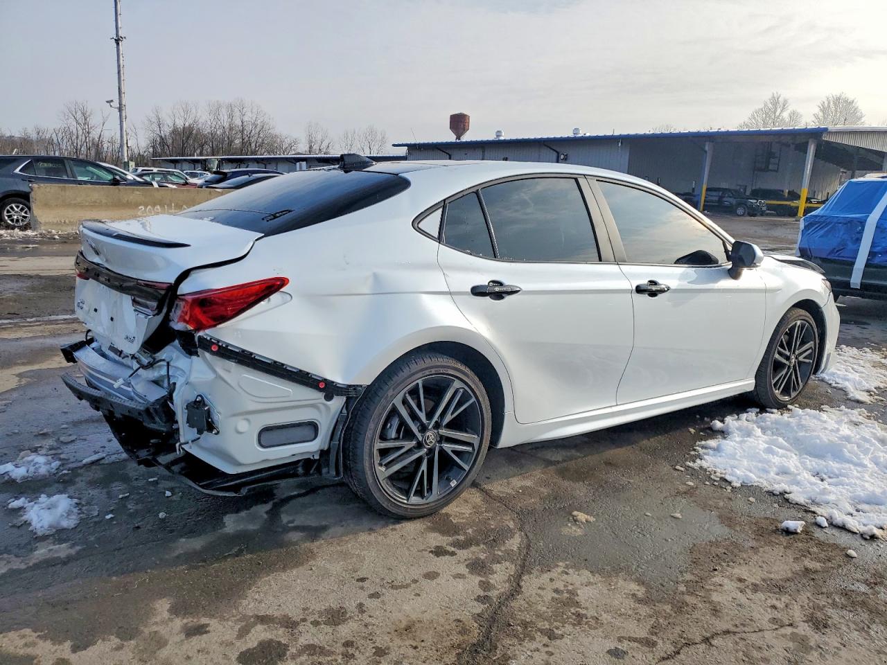 2025 TOYOTA CAMRY XSE photo 3