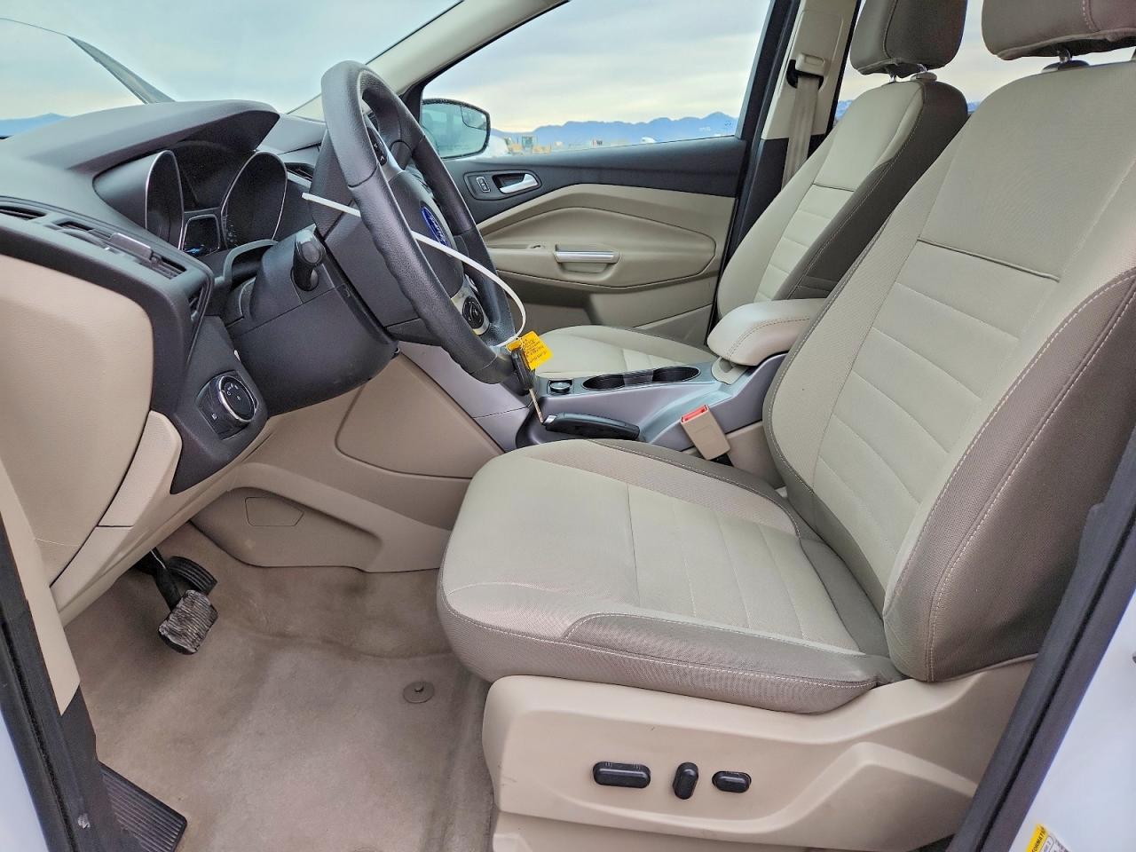 2015 FORD ESCAPE SE photo 7