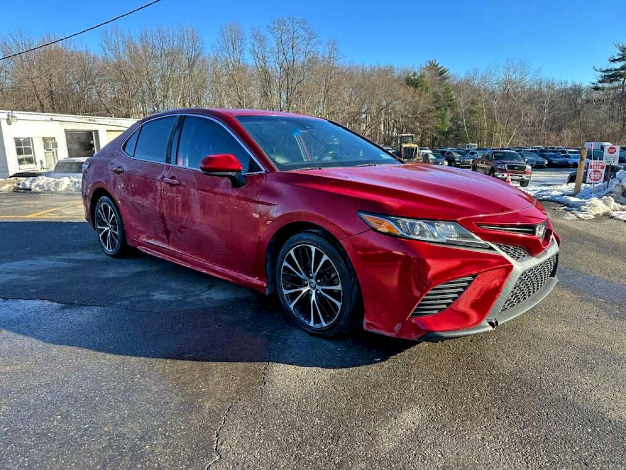 2020 TOYOTA CAMRY SE photo 4