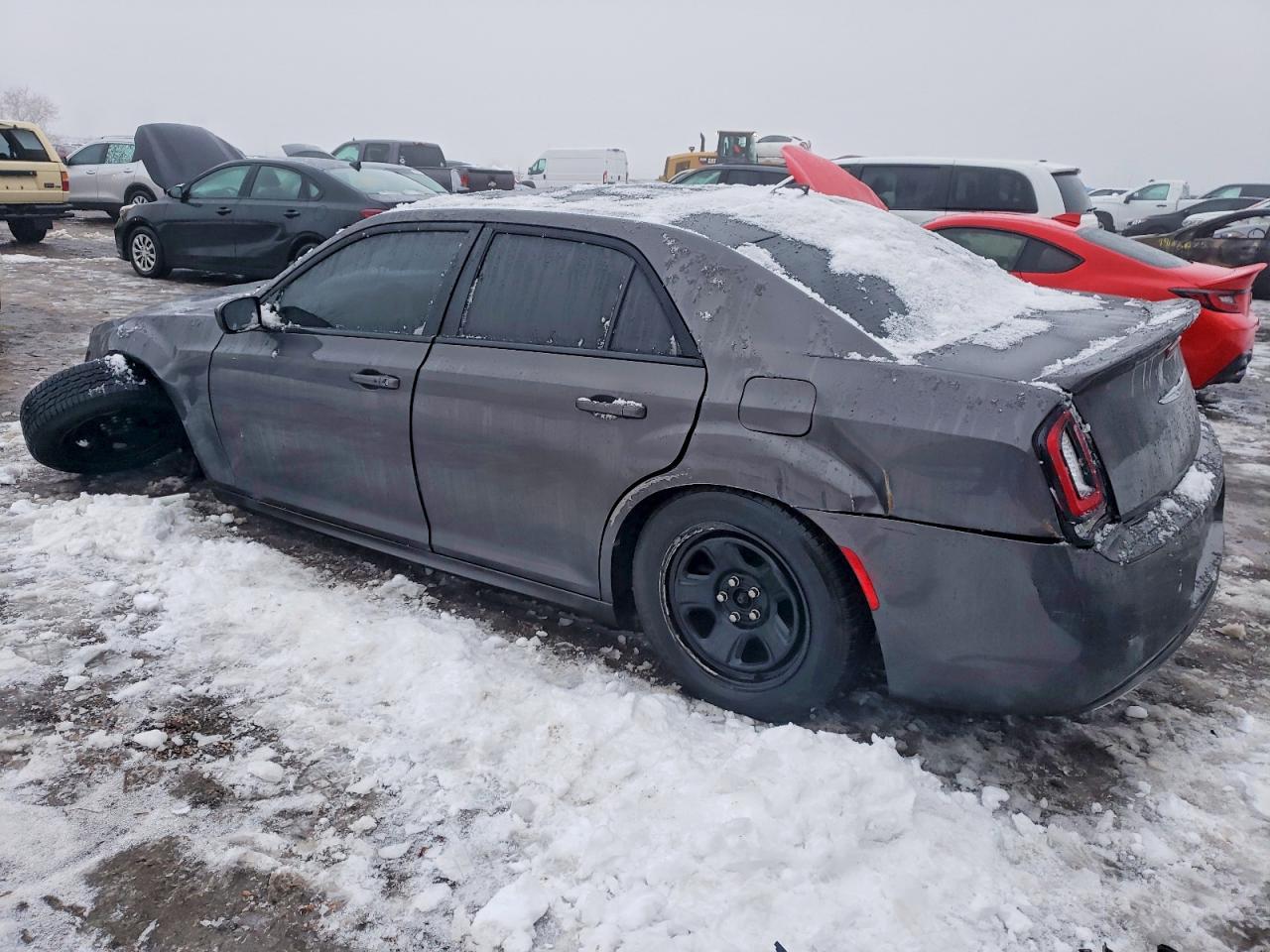 2018 CHRYSLER 300 S photo 2