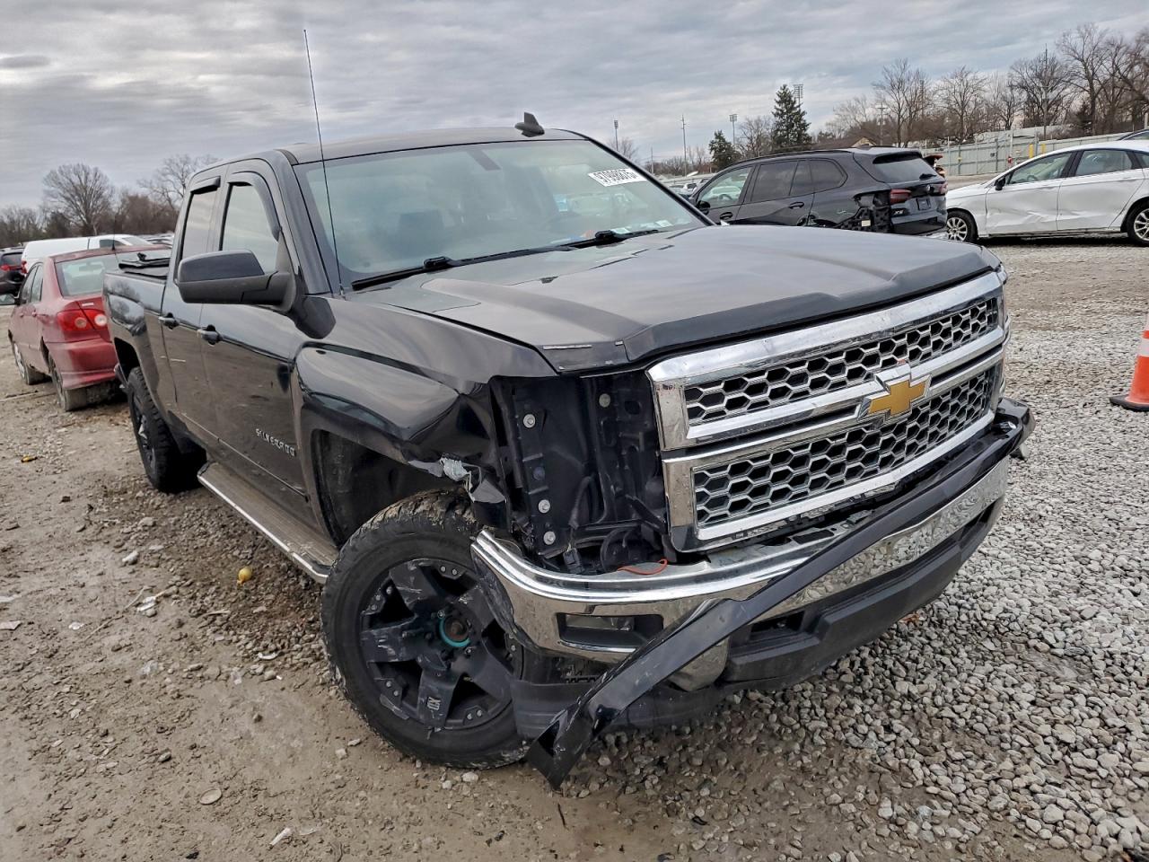 2015 CHEVROLET SILVERADO K1500 LT photo 4