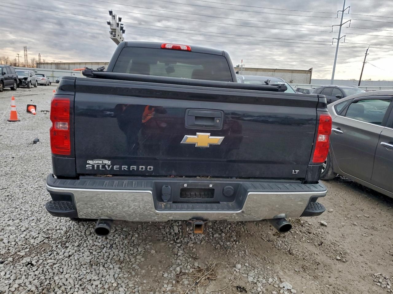 2015 CHEVROLET SILVERADO K1500 LT photo 6