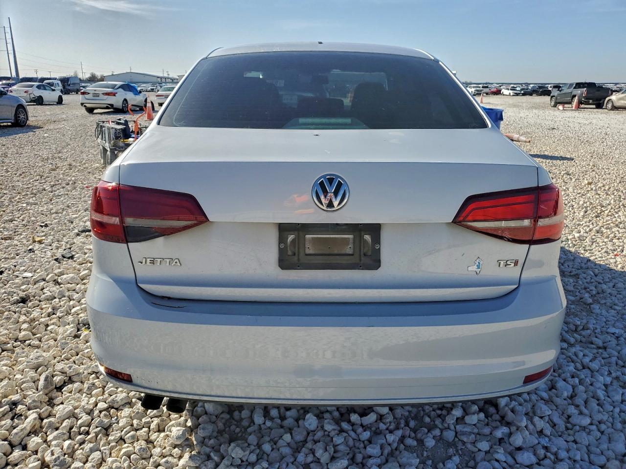2017 VOLKSWAGEN JETTA S photo 6