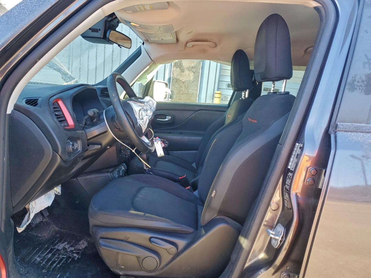 2020 JEEP RENEGADE TRAILHAWK photo 7