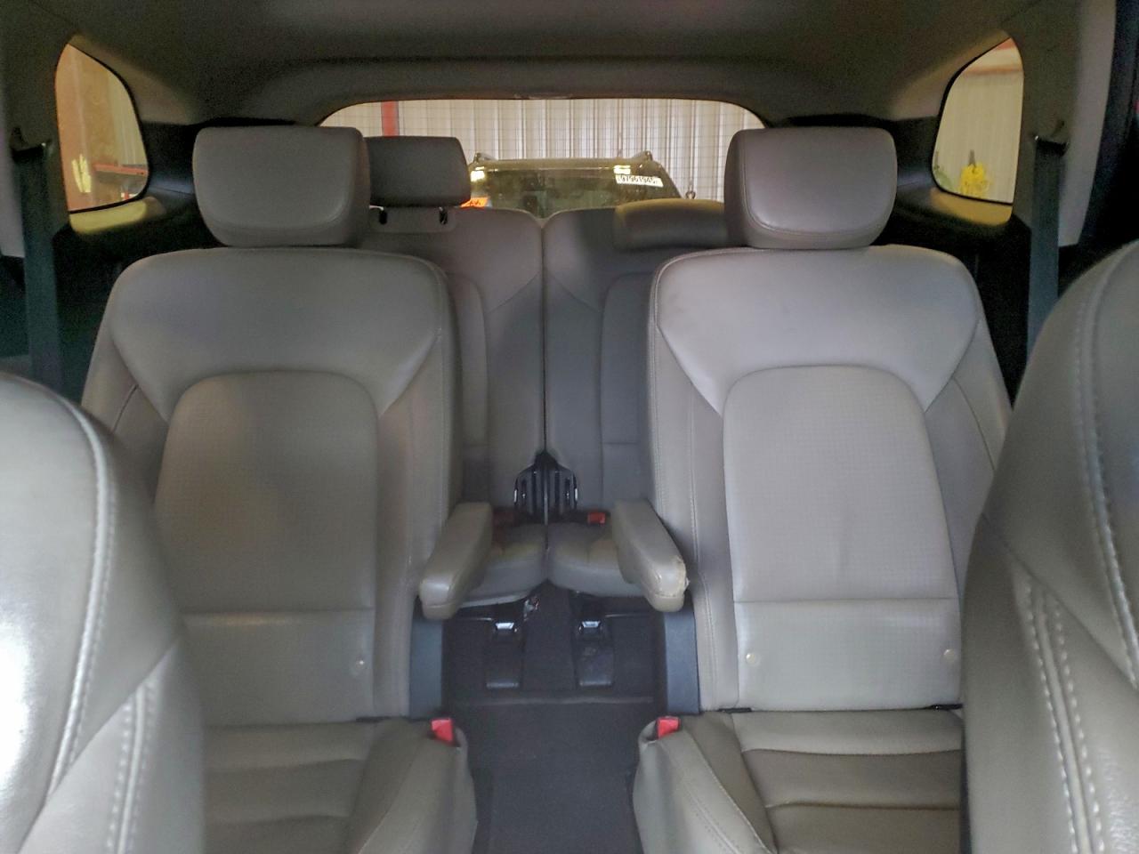 2014 HYUNDAI SANTA FE GLS photo 10