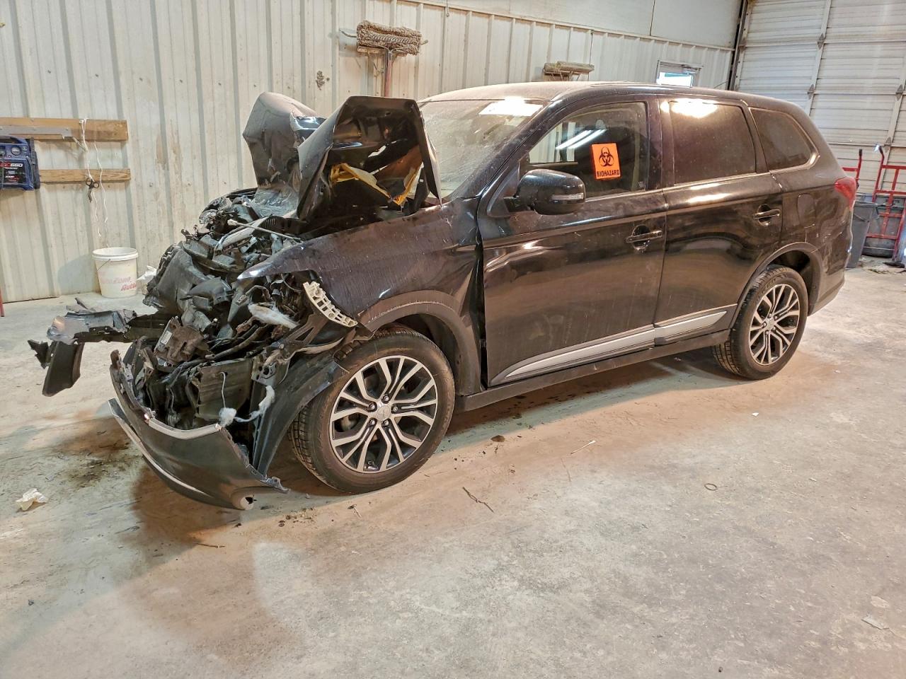 2016 MITSUBISHI OUTLANDER