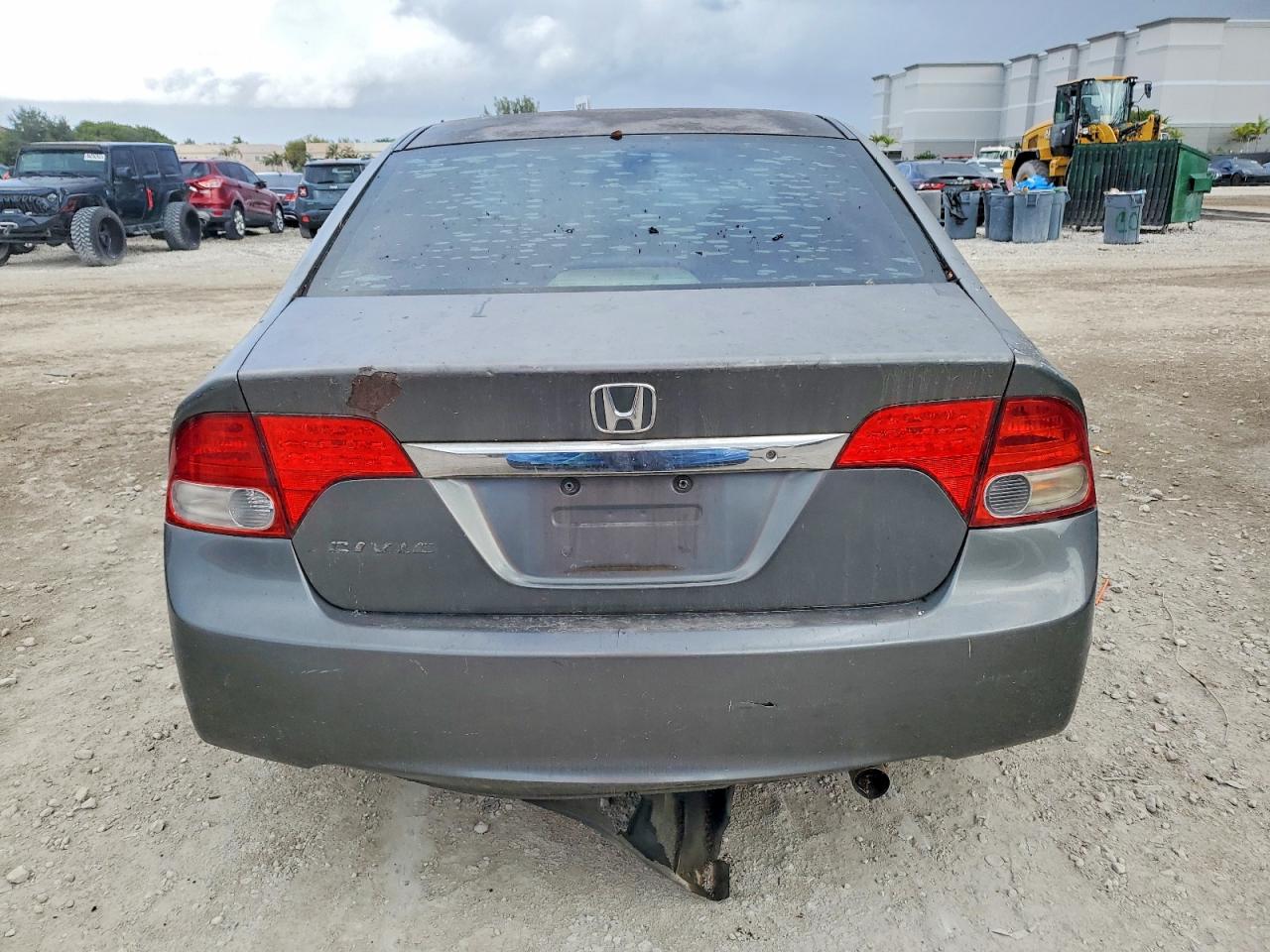 2010 HONDA CIVIC LX photo 6