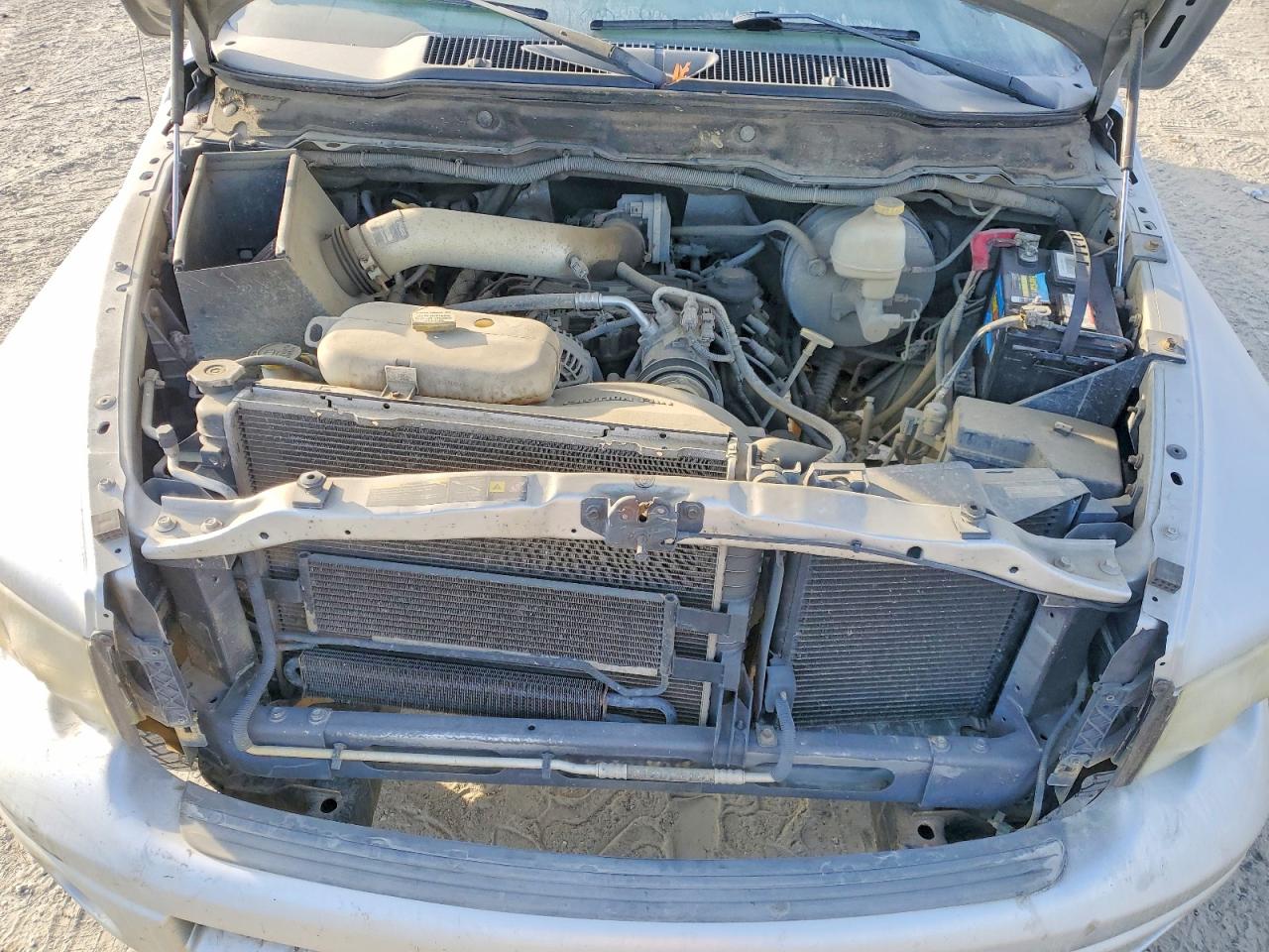 2004 DODGE RAM 1500 ST photo 31