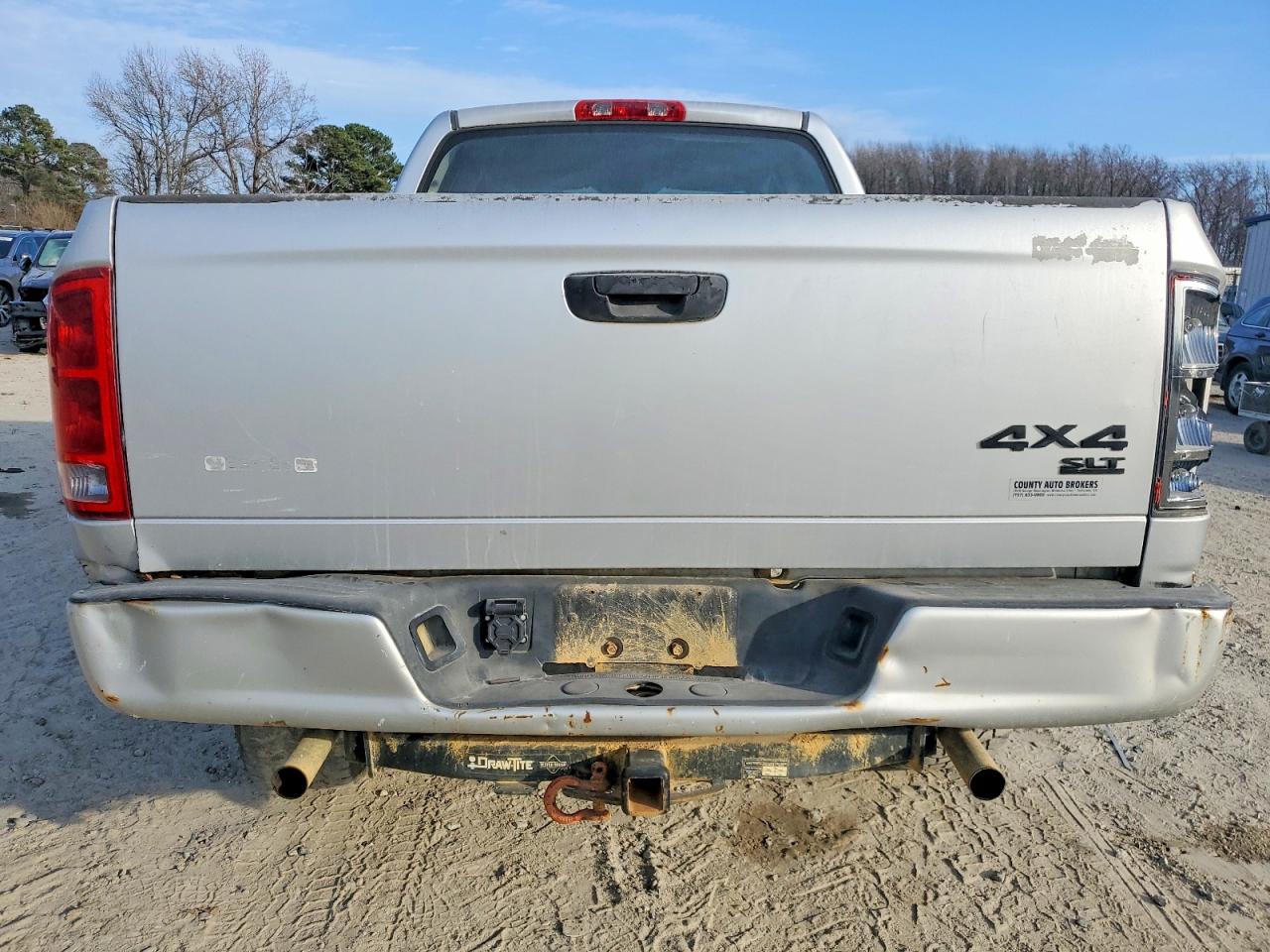 2004 DODGE RAM 1500 ST photo 16