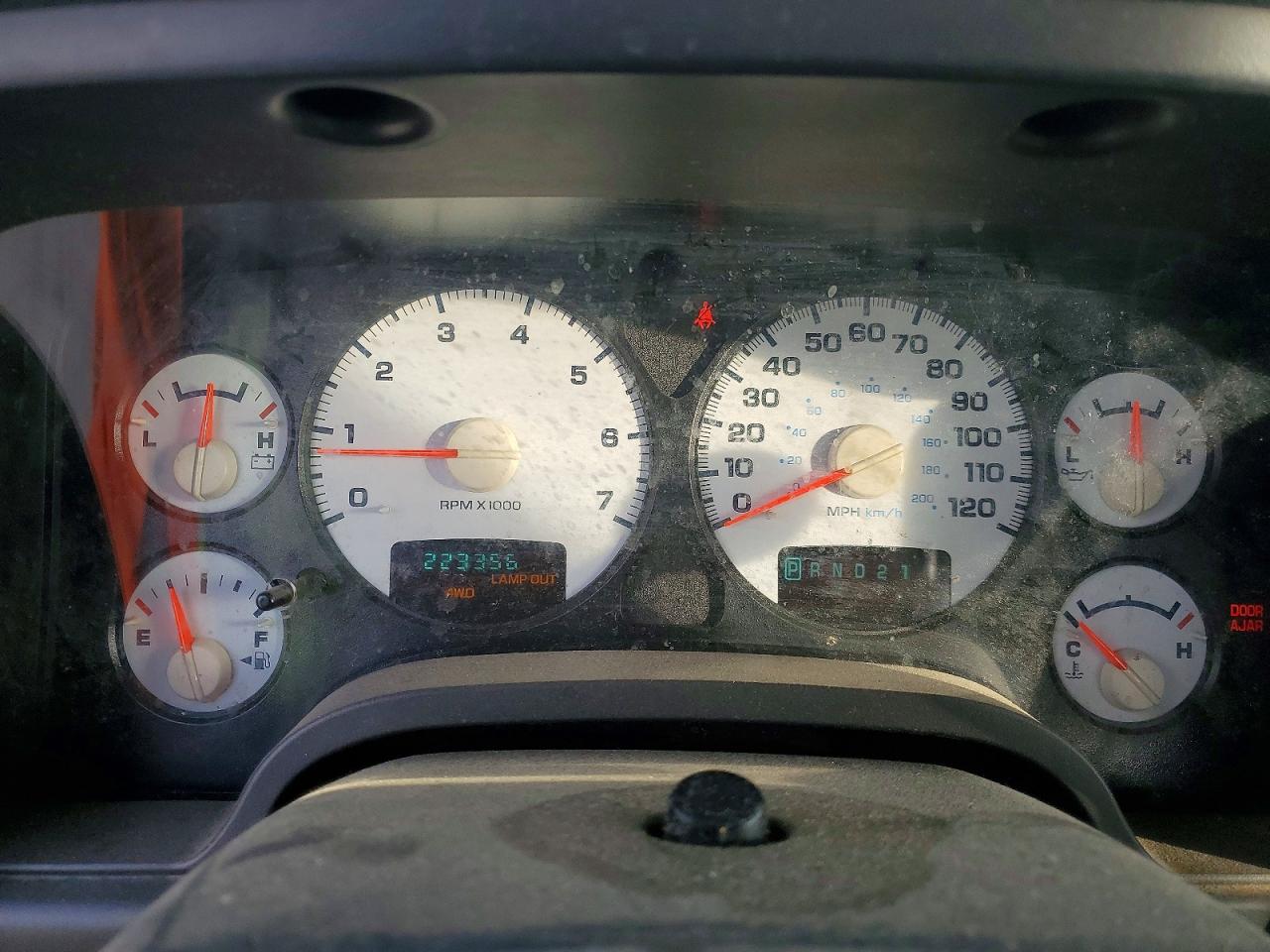 2004 DODGE RAM 1500 ST photo 25