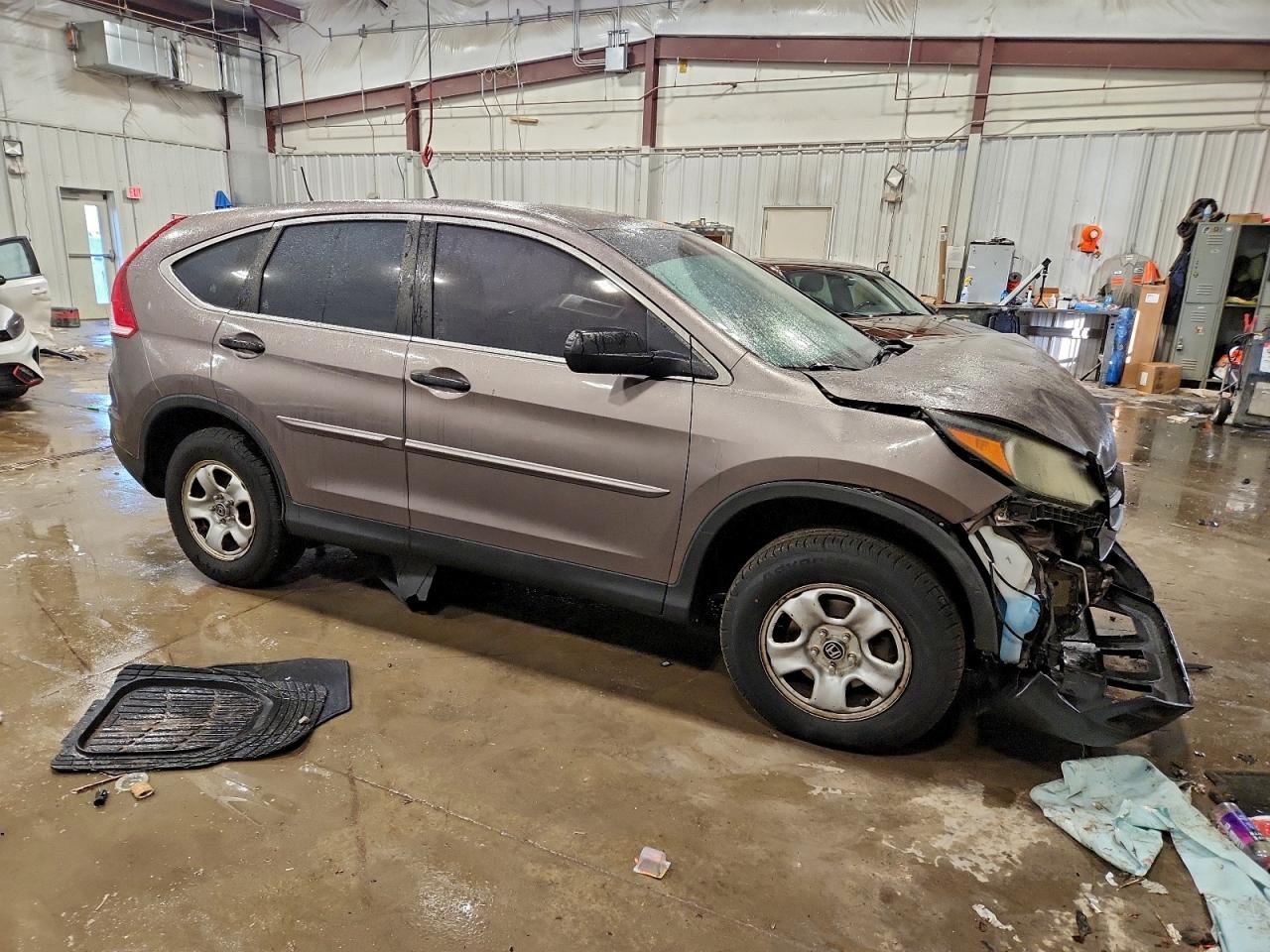 2013 HONDA CR-V LX photo 4