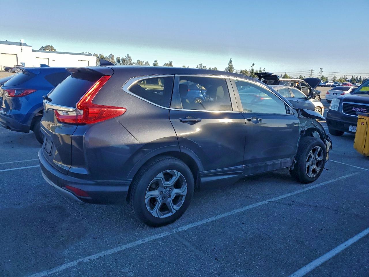 2018 HONDA CR-V EX photo 3