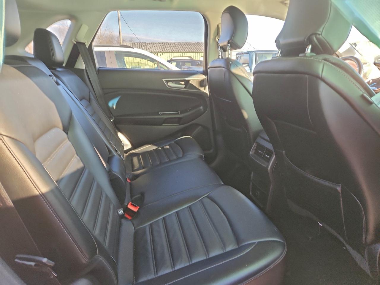 2016 FORD EDGE SEL photo 11