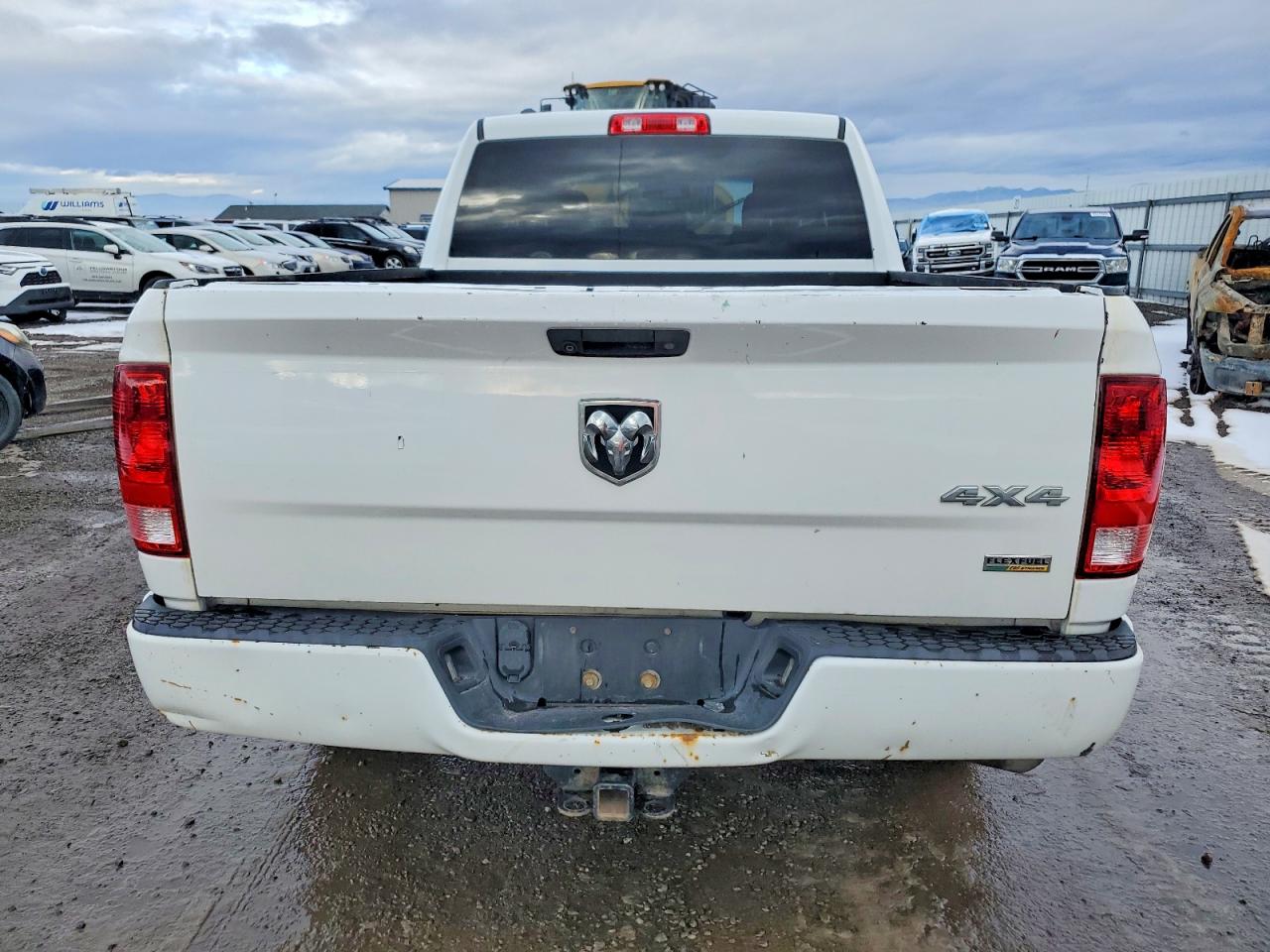 2018 RAM 1500 ST photo 6