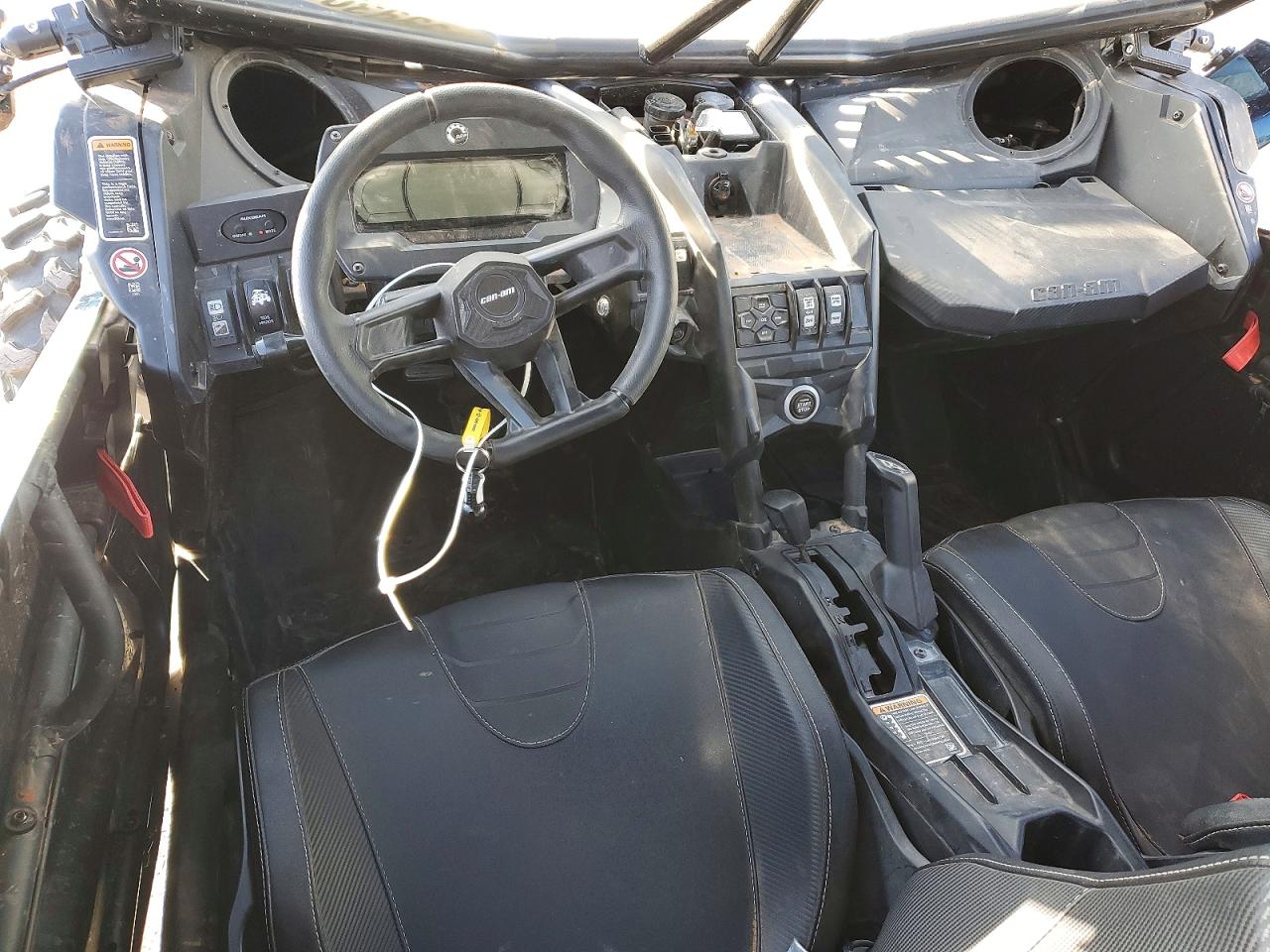 2024 CAN-AM MAVERICK X3 UTILITY VEHICLE photo 9