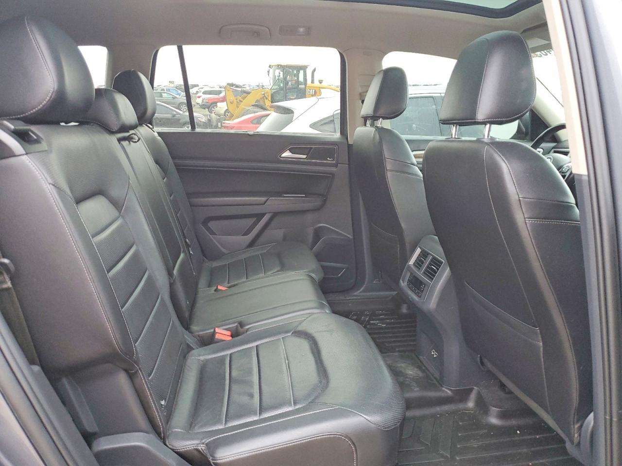 2018 VOLKSWAGEN ATLAS SEL PREMIUM photo 11