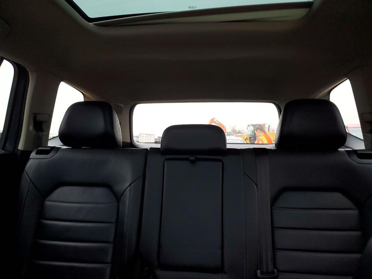 2018 VOLKSWAGEN ATLAS SEL PREMIUM photo 10