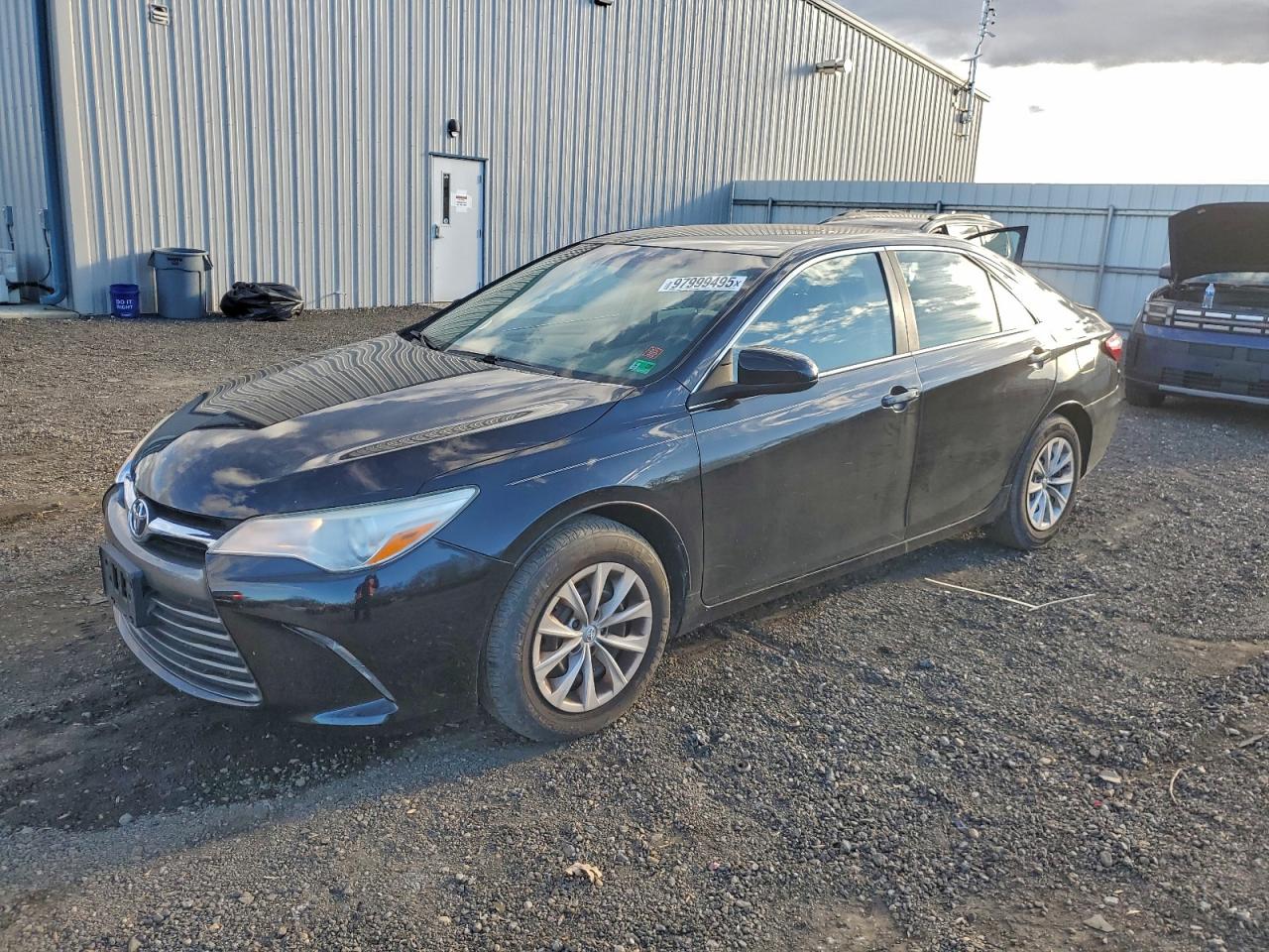 2016 TOYOTA CAMRY