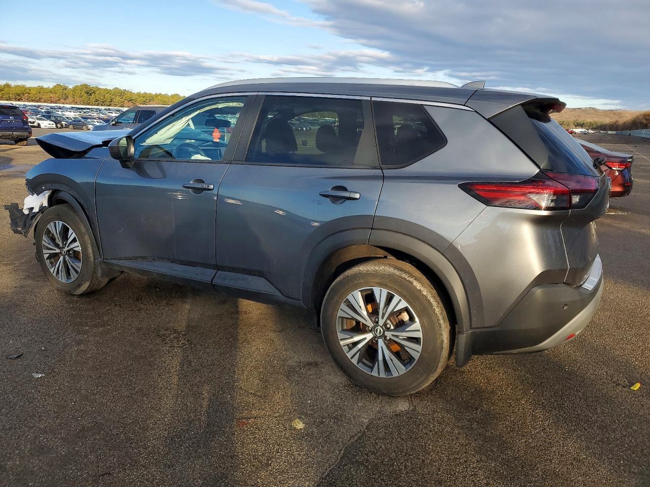 2023 NISSAN ROGUE SV photo 2