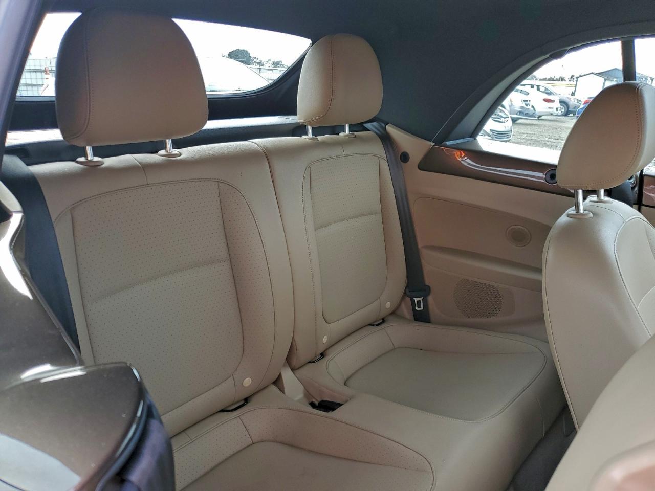 2015 VOLKSWAGEN BEETLE 1.8T photo 10