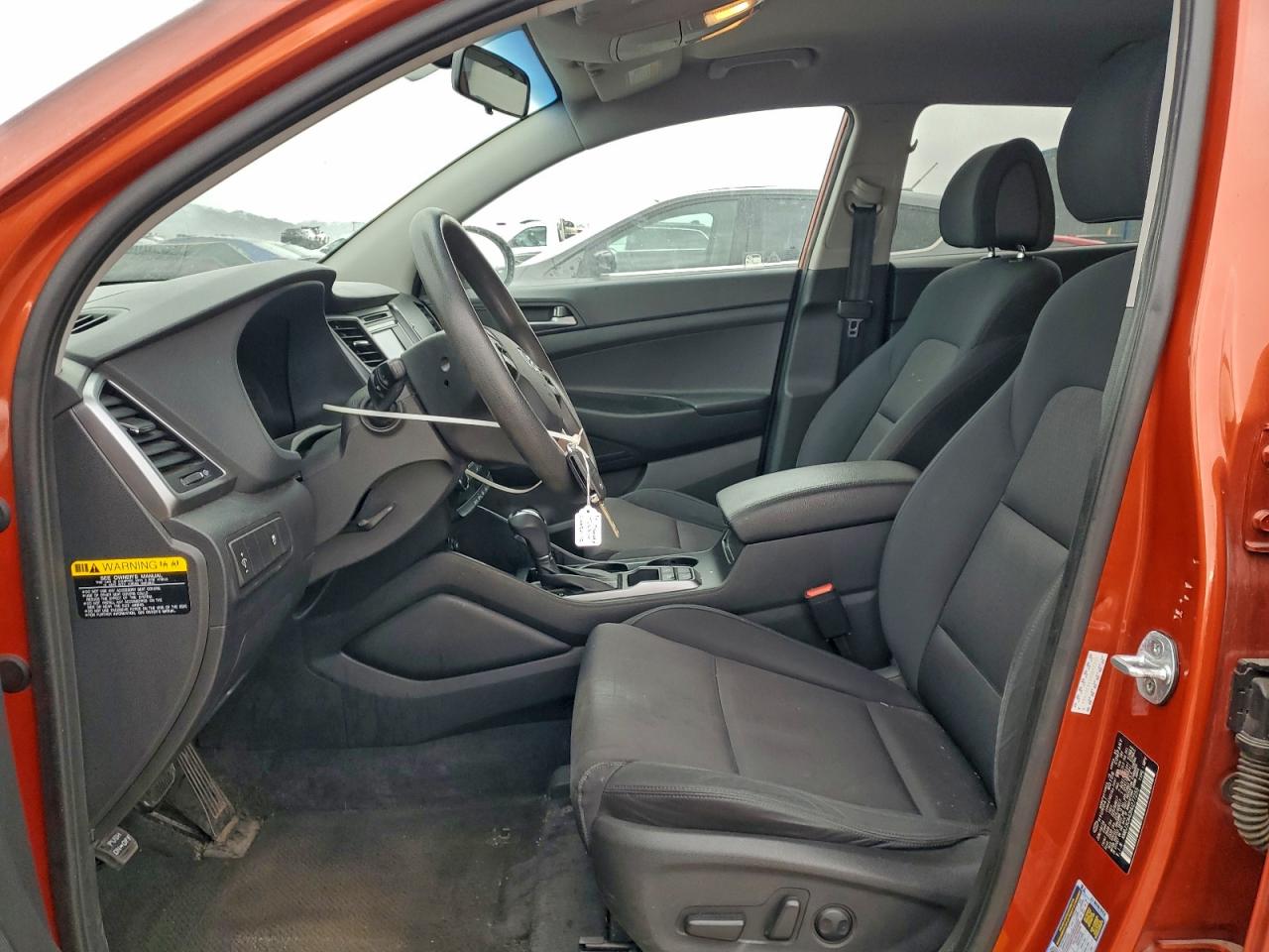 2017 HYUNDAI TUCSON photo 7
