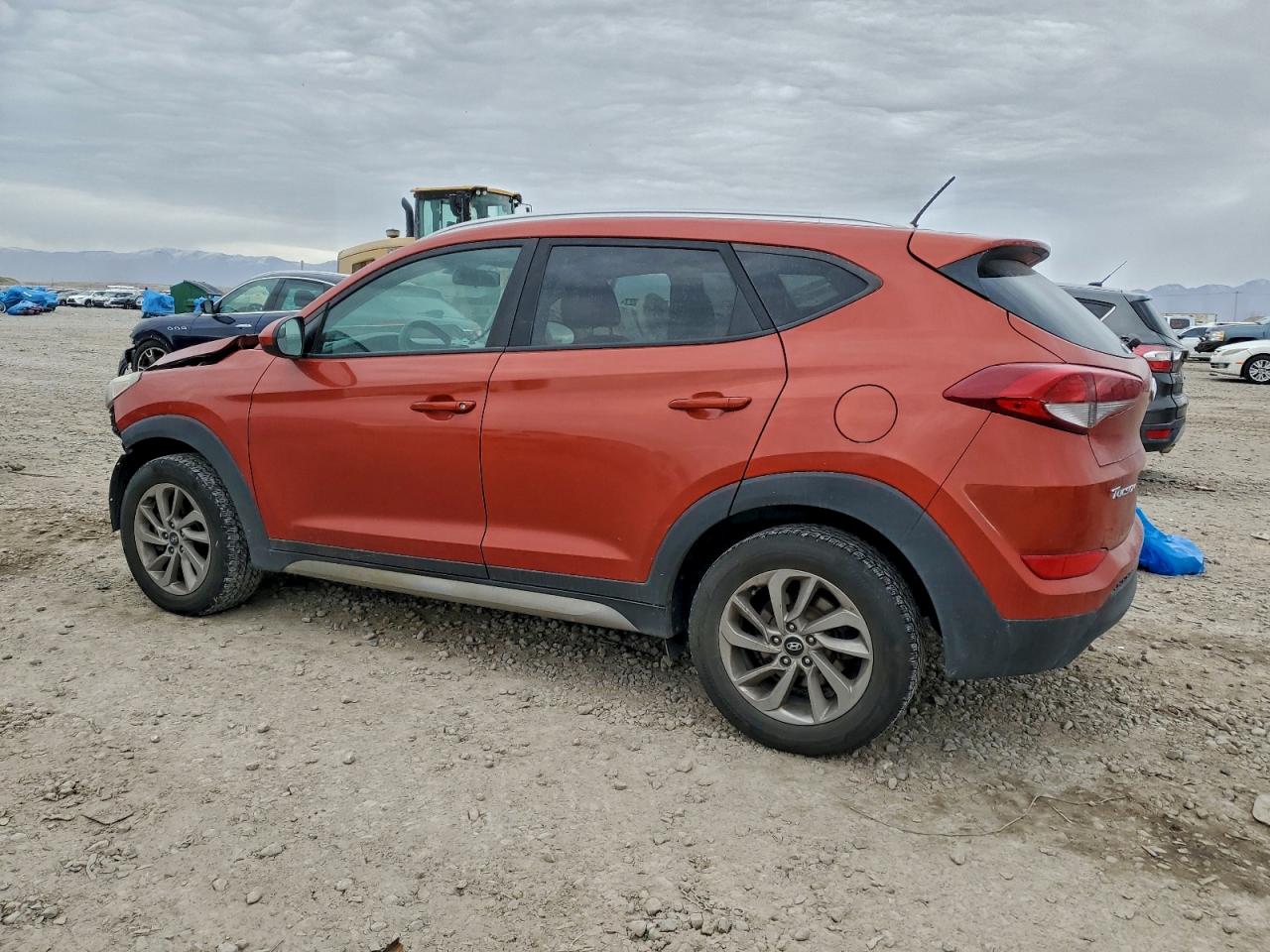 2017 HYUNDAI TUCSON photo 2
