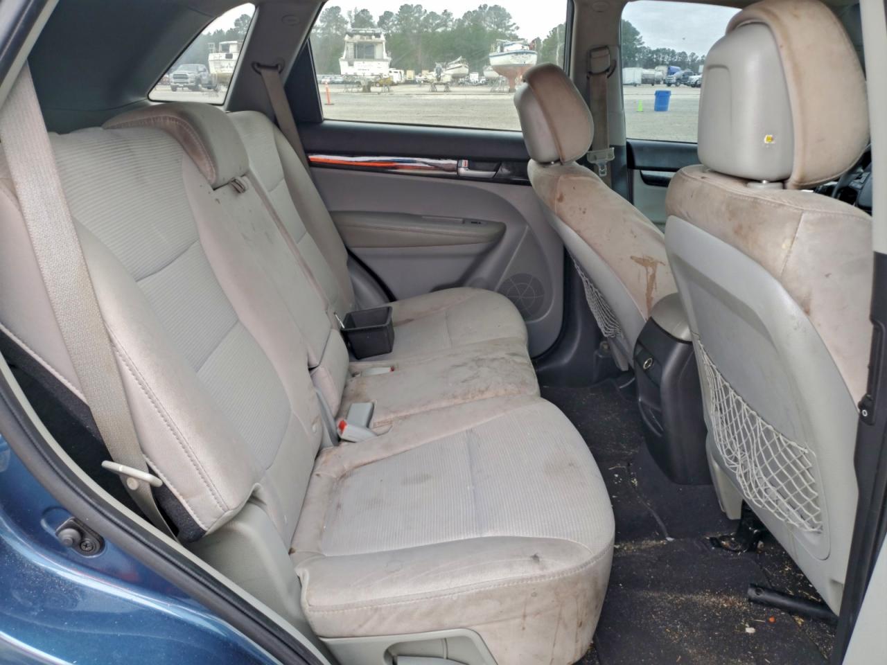2014 KIA SORENTO LX photo 11