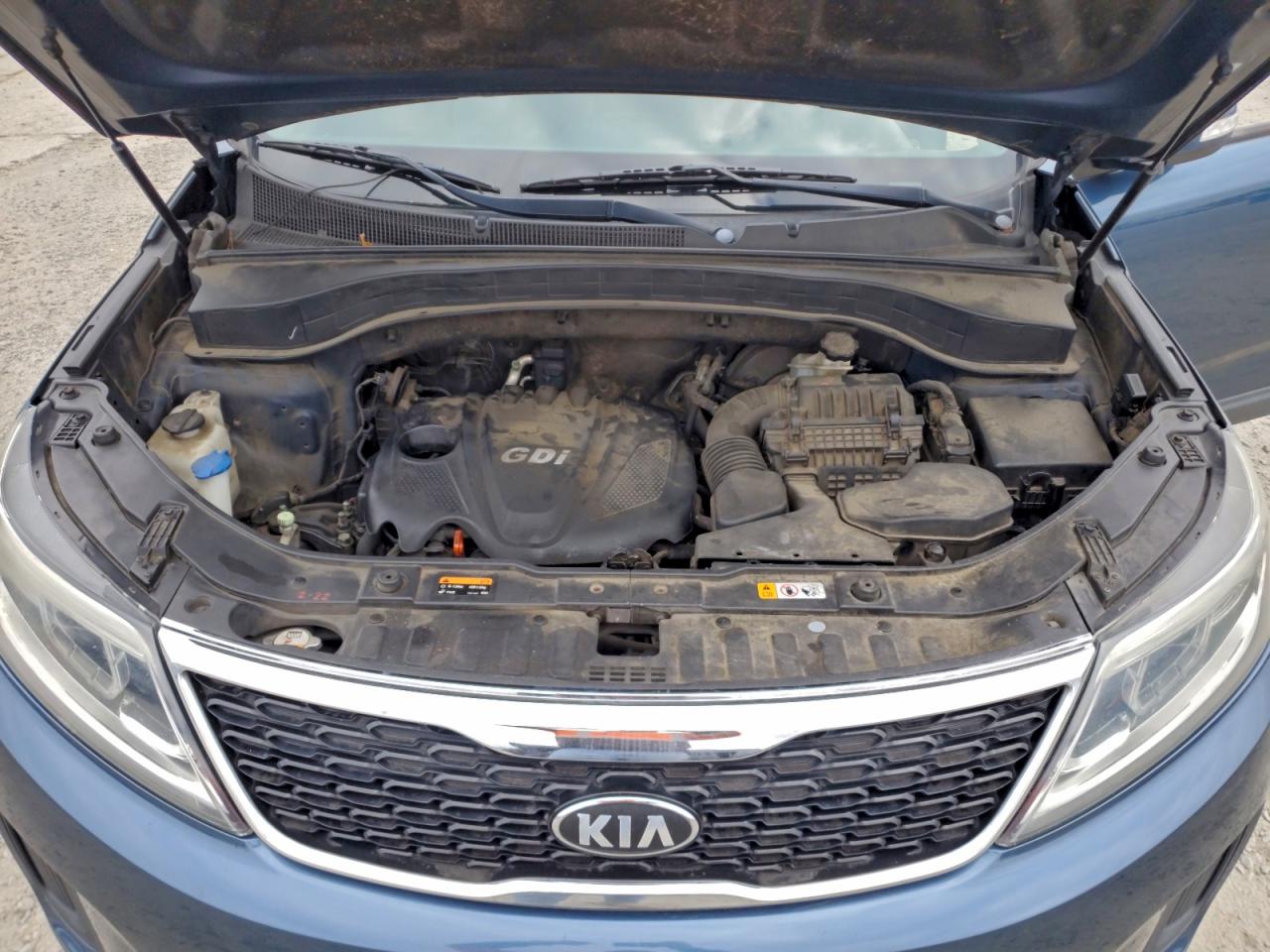 2014 KIA SORENTO LX photo 12