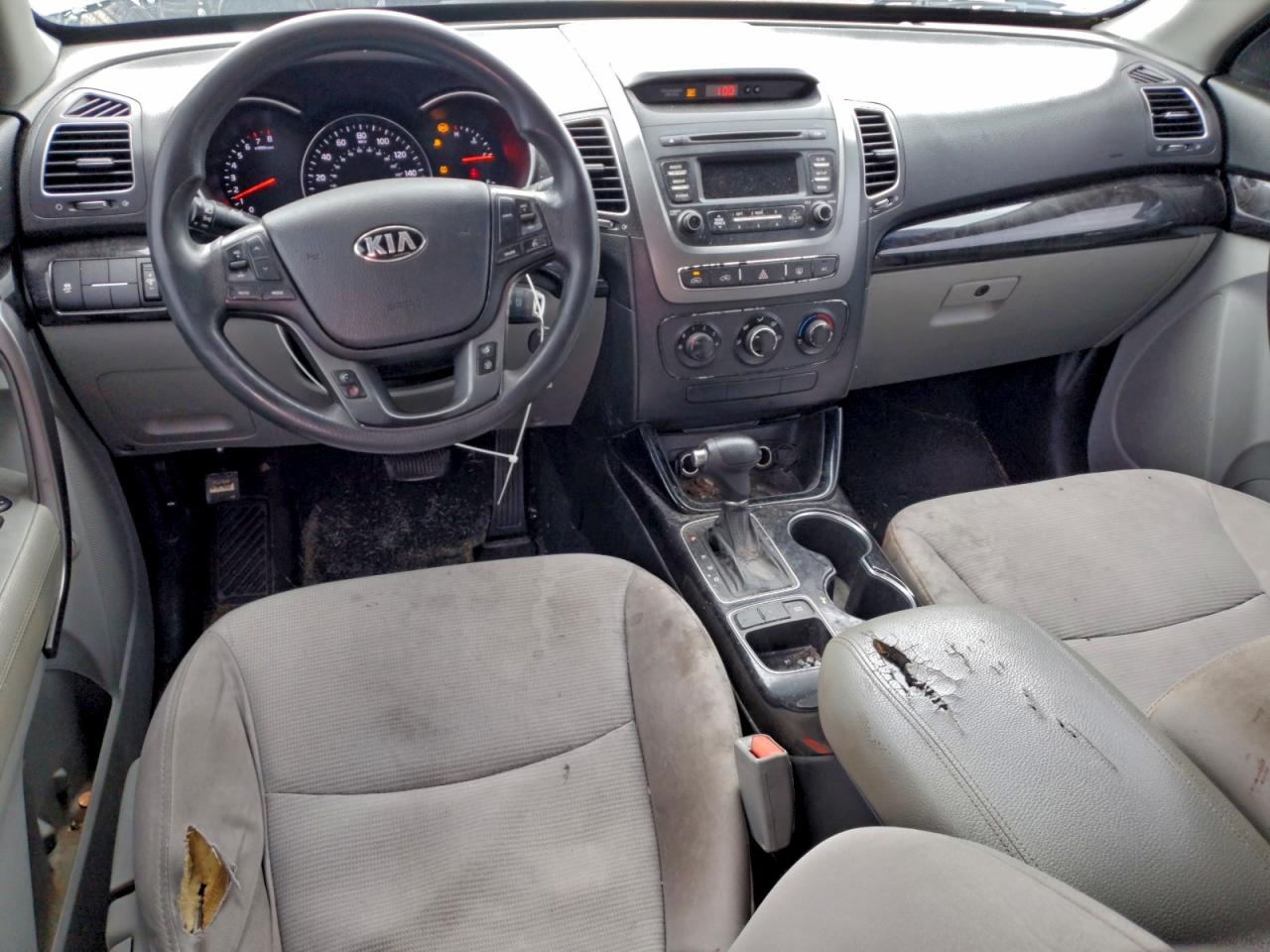 2014 KIA SORENTO LX photo 8
