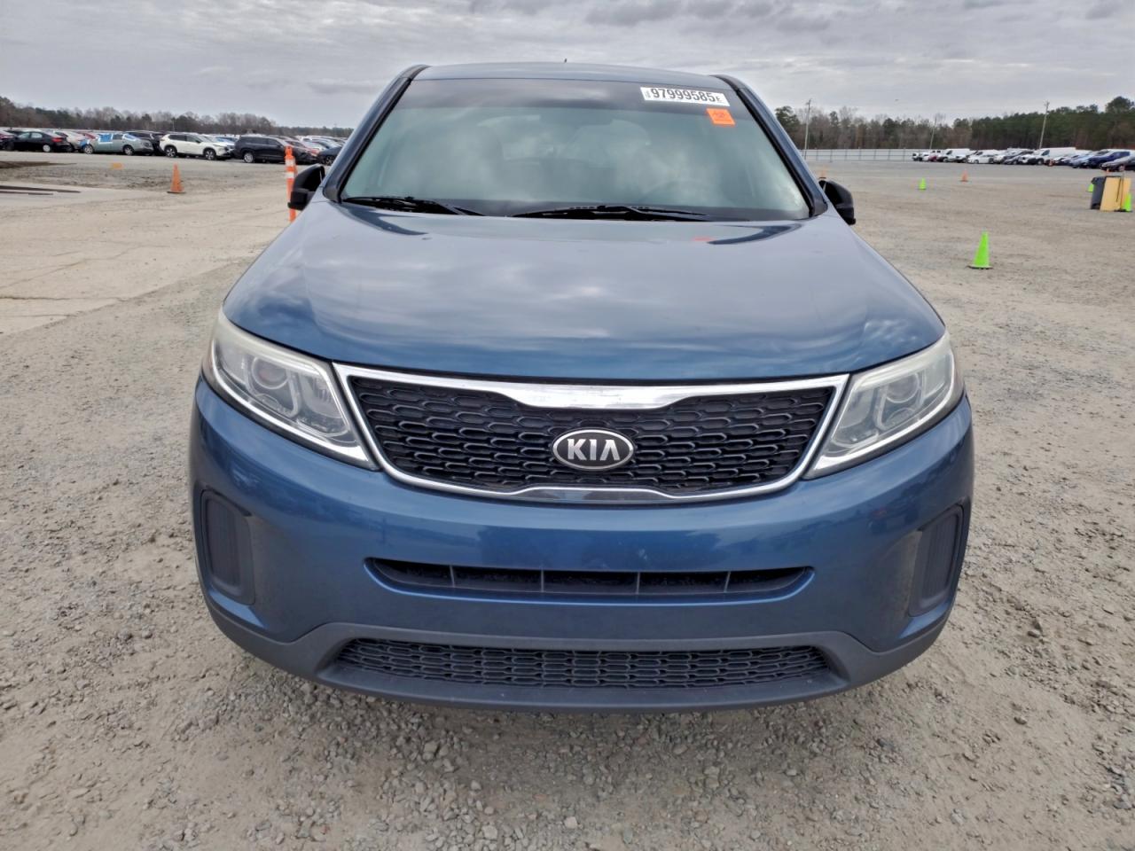2014 KIA SORENTO LX photo 5