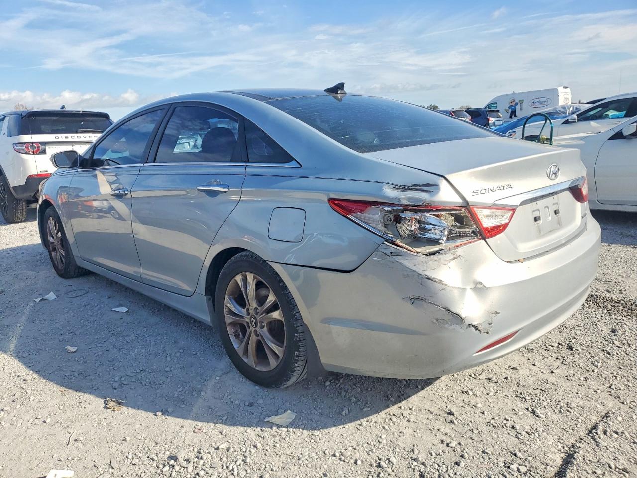 2013 HYUNDAI SONATA photo 2