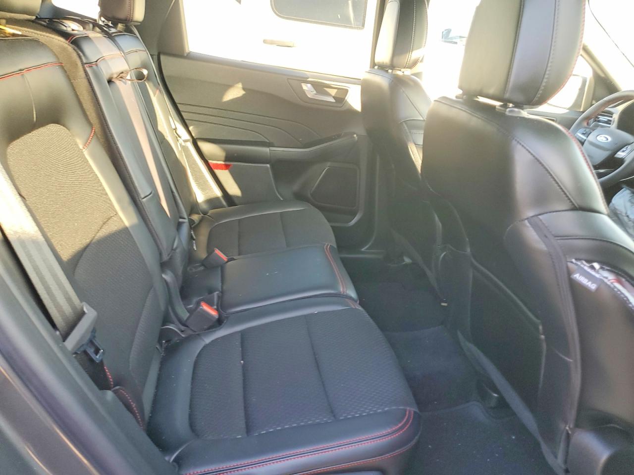 2025 FORD ESCAPE ST LINE photo 21