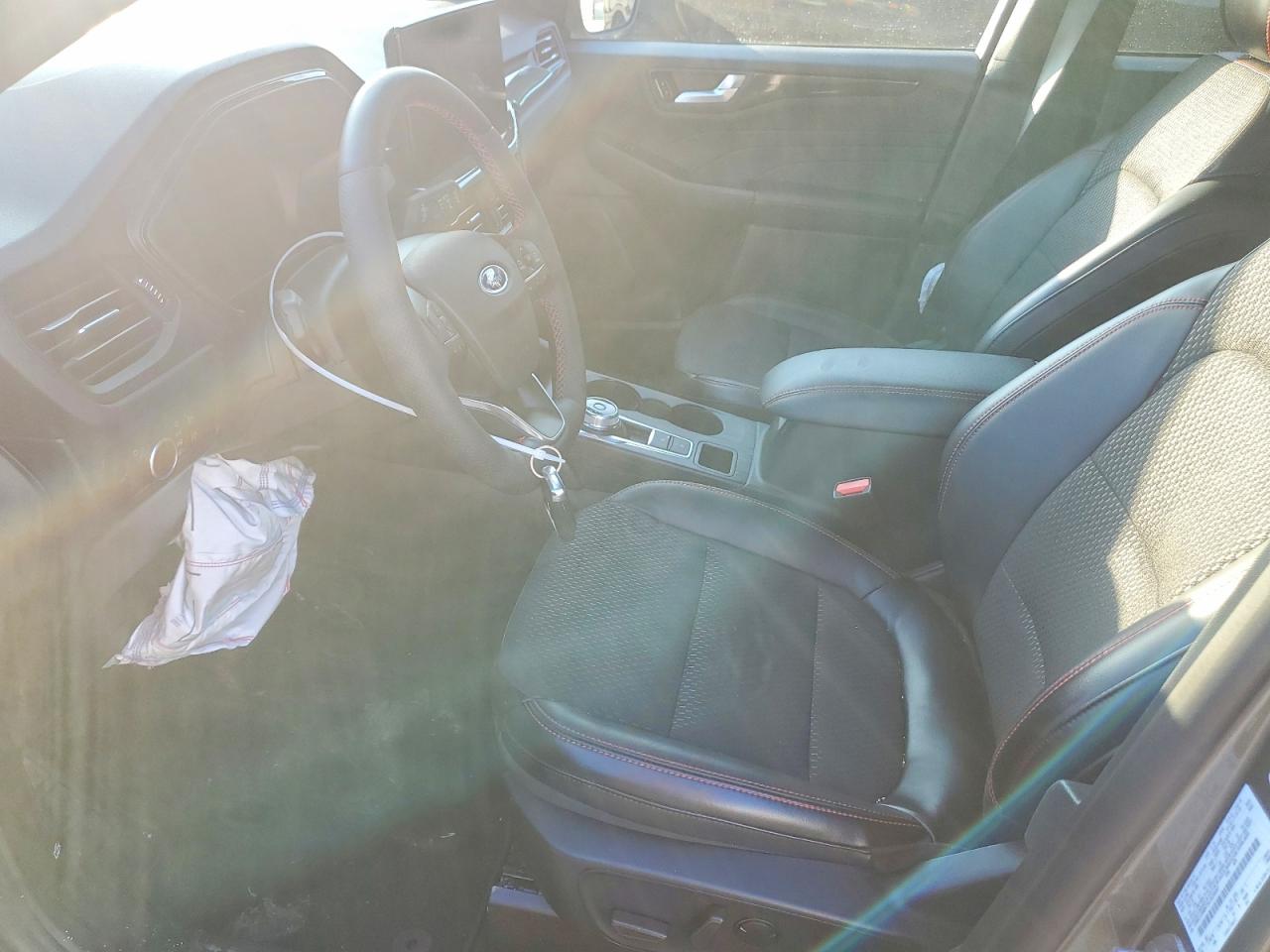 2025 FORD ESCAPE ST LINE photo 13