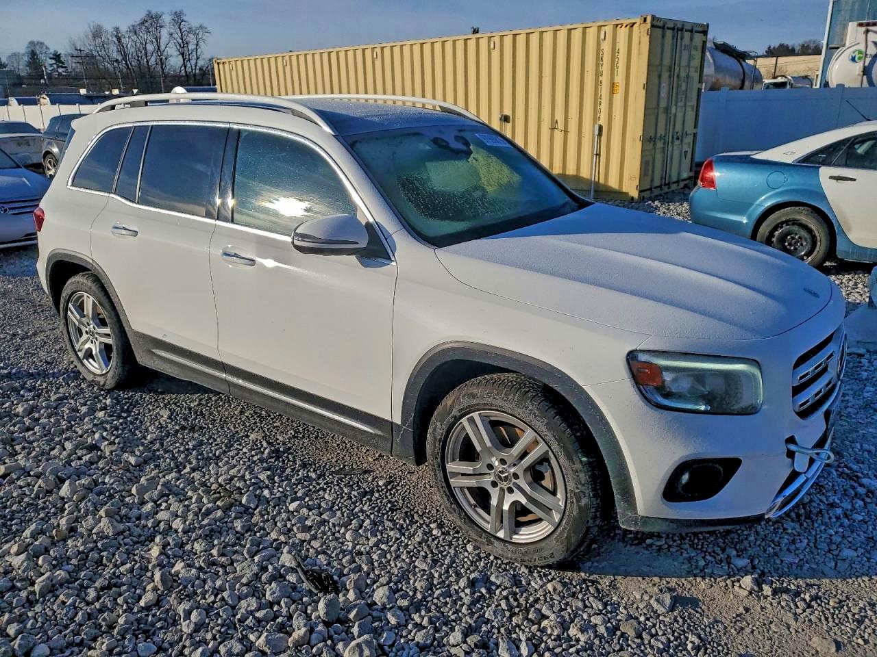 2020 MERCEDES-BENZ GLB 250 4MATIC photo 4