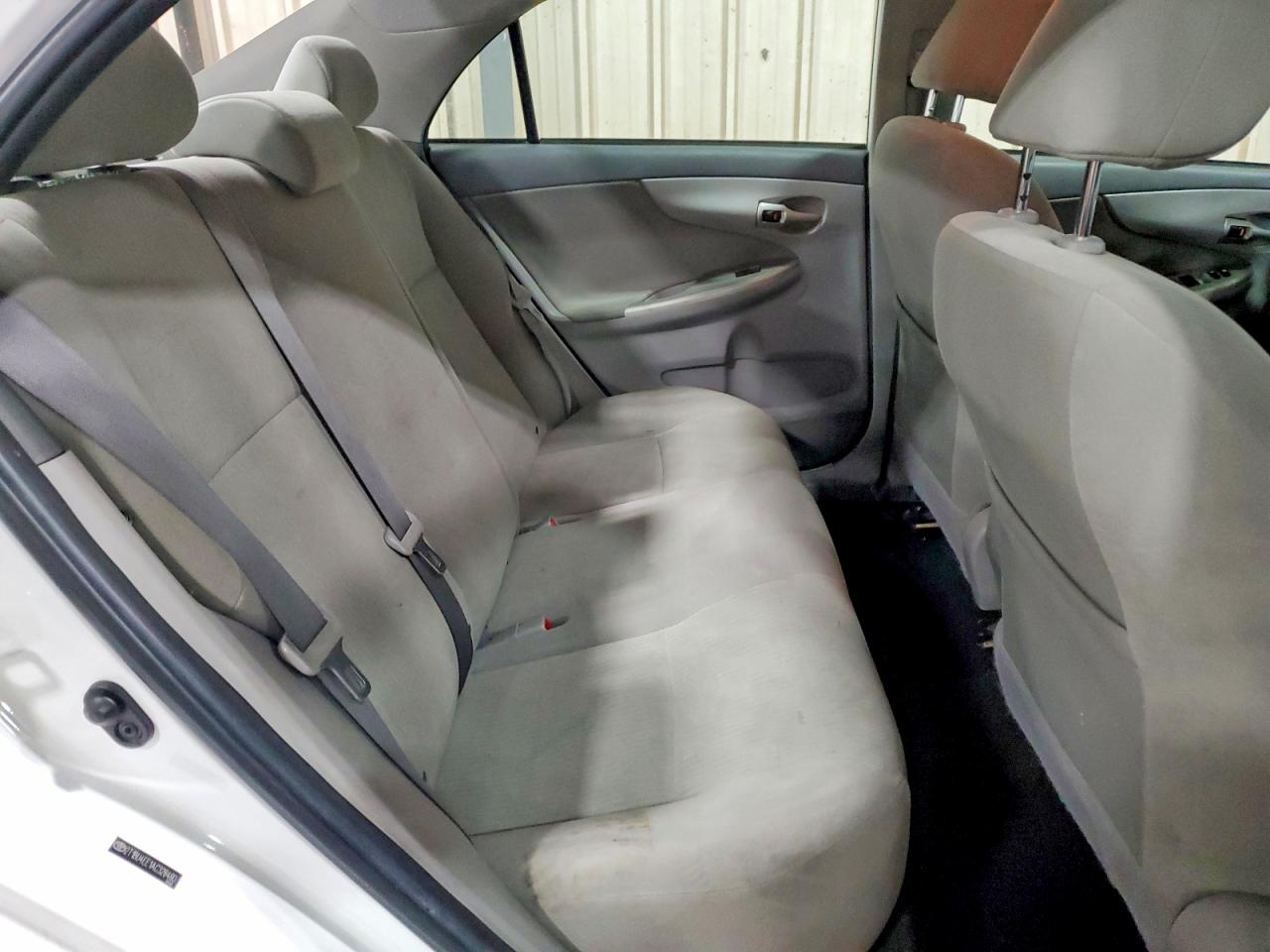 2010 TOYOTA COROLLA BASE photo 10