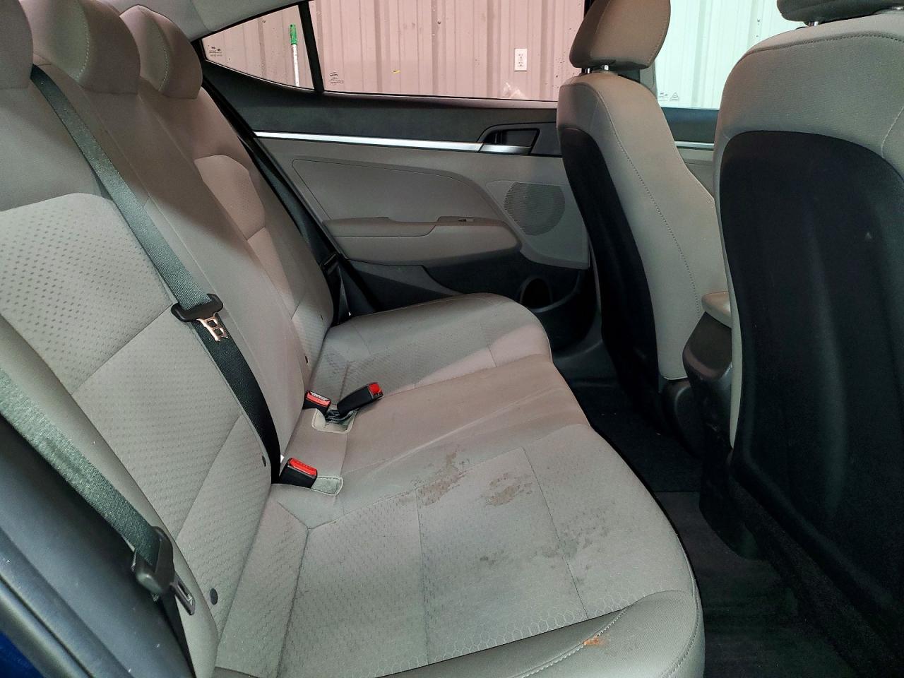 2020 HYUNDAI ELANTRA SE photo 10