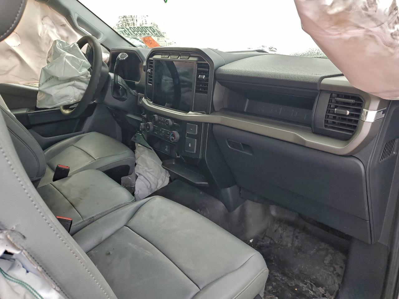 2024 FORD F150 XL photo 8