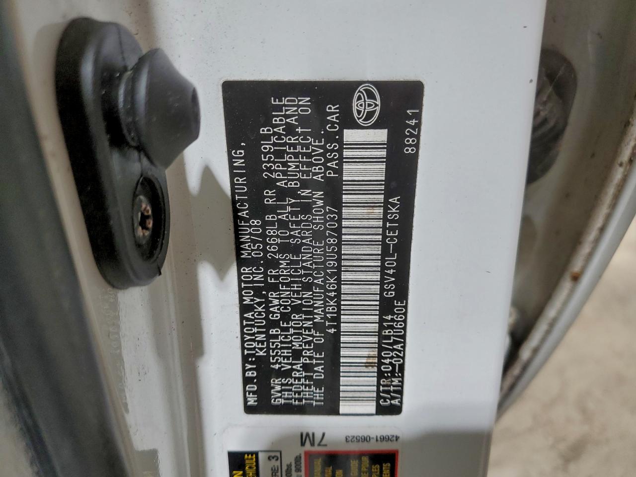 2009 TOYOTA CAMRY SE photo 12