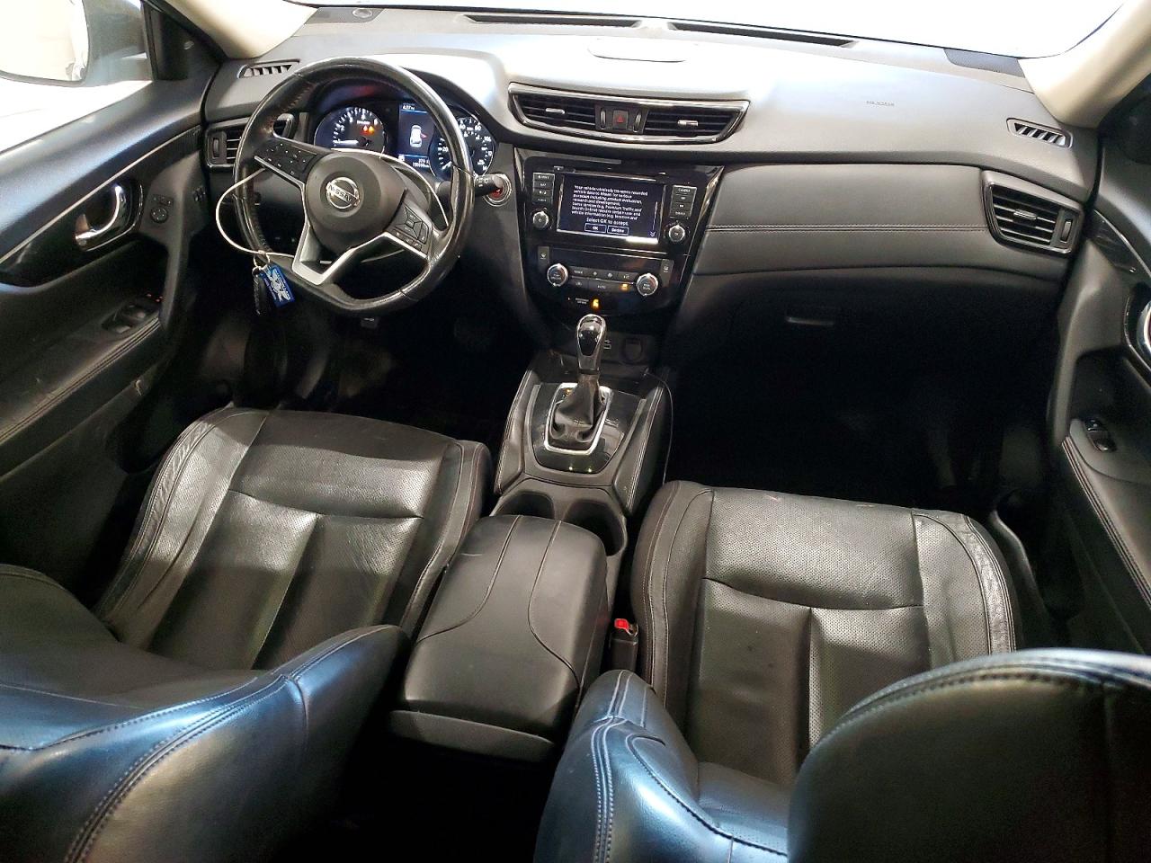 2018 NISSAN ROGUE S photo 8