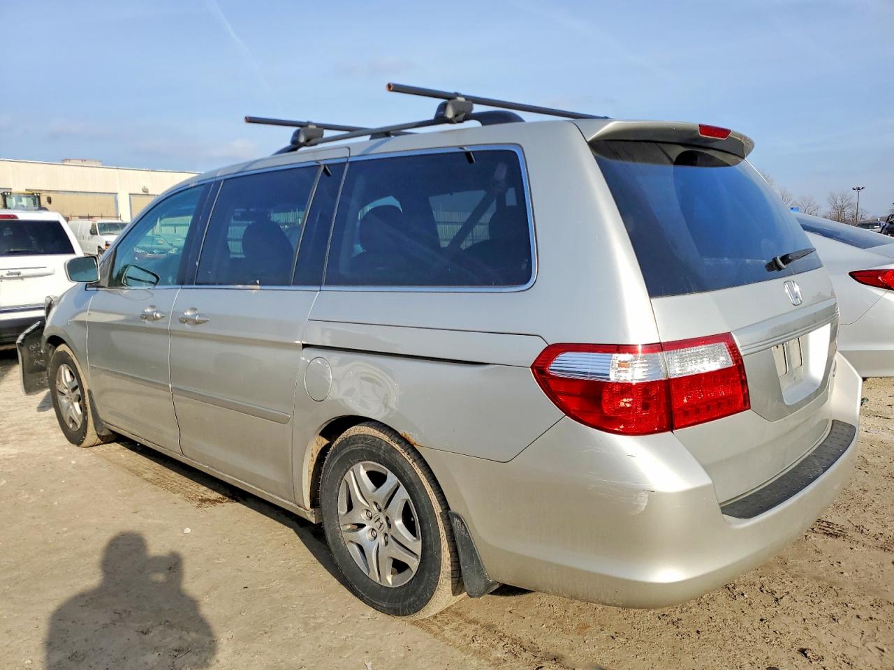 2005 HONDA ODYSSEY EX photo 2