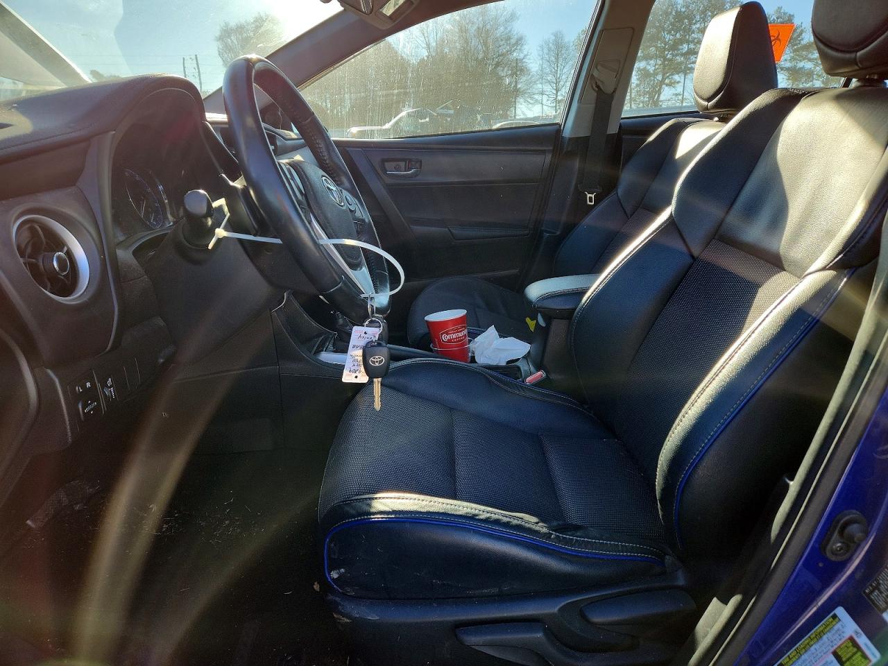 2019 TOYOTA COROLLA L photo 7