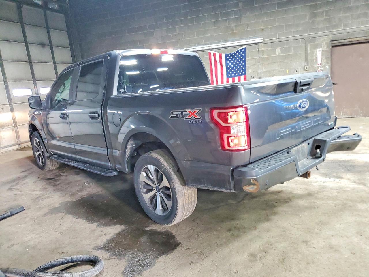2019 FORD F150 SUPERCREW photo 2