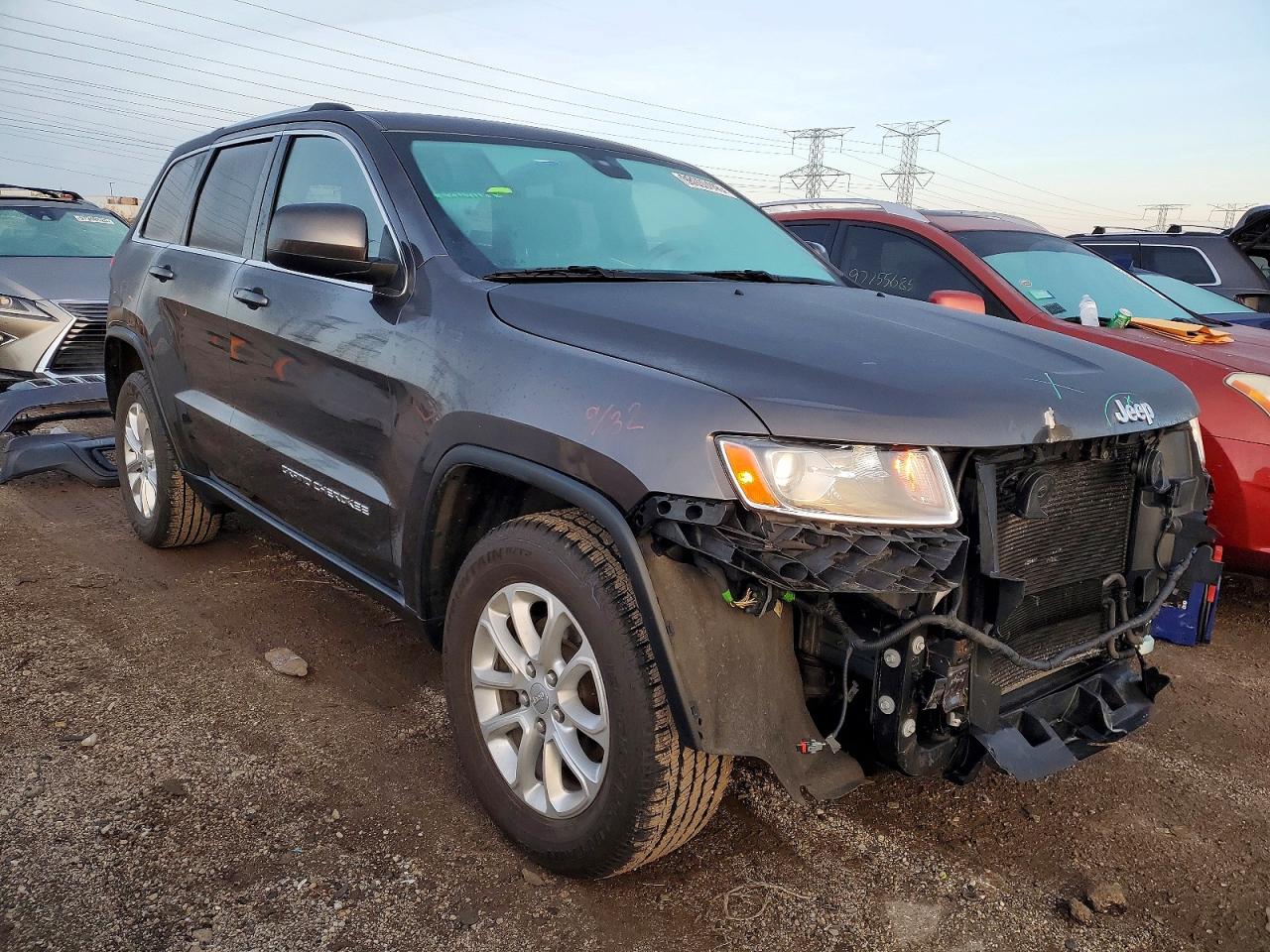 2014 JEEP GRAND CHEROKEE LAREDO photo 4