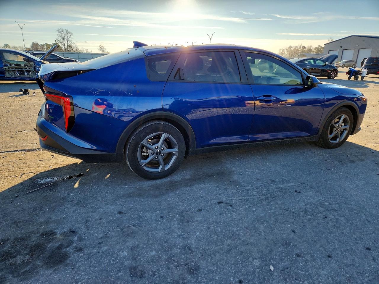 2025 KIA K4 LX photo 3