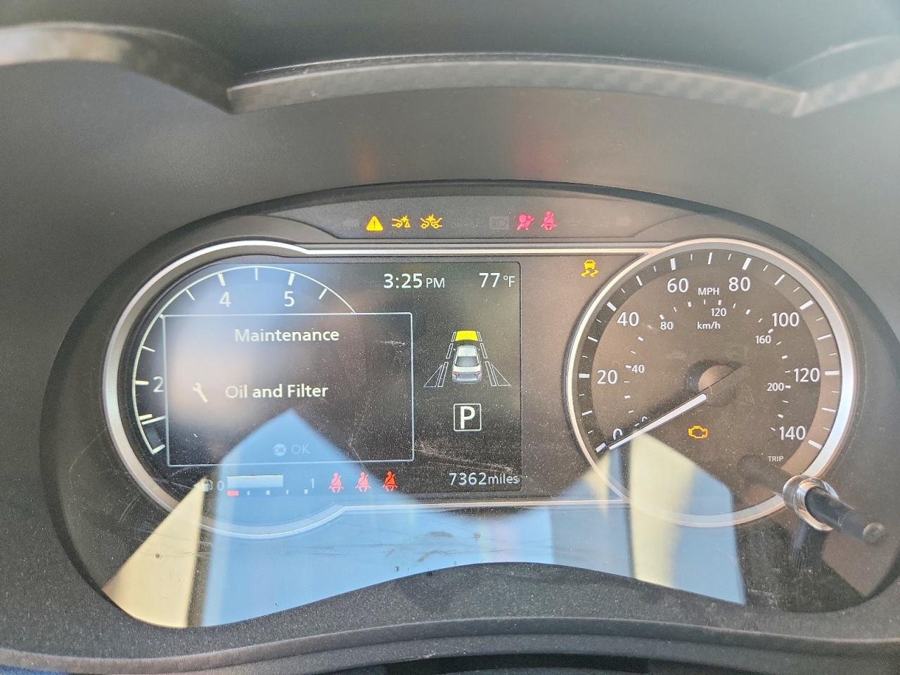 2025 NISSAN VERSA SV photo 9