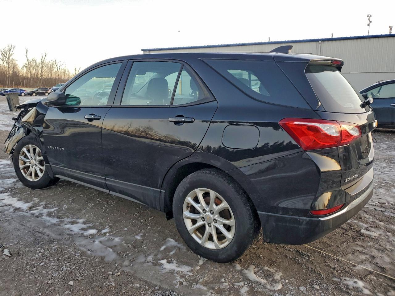2018 CHEVROLET EQUINOX LS photo 2