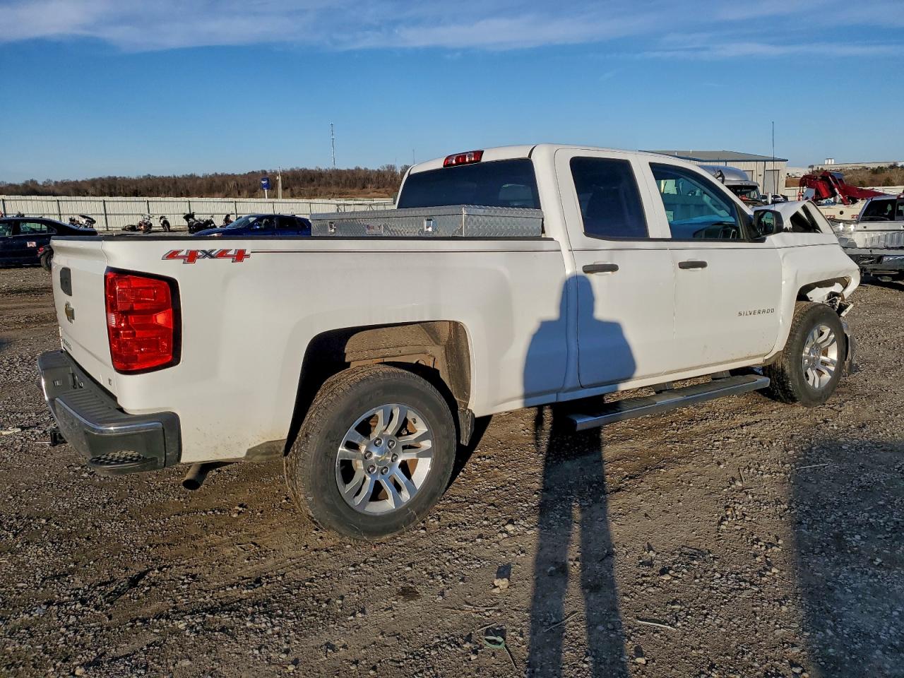 2014 CHEVROLET SILVERADO K1500 LT photo 3