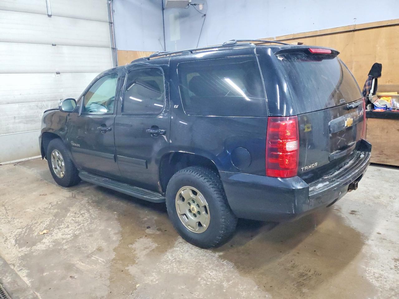 2012 CHEVROLET TAHOE K1500 LT photo 2